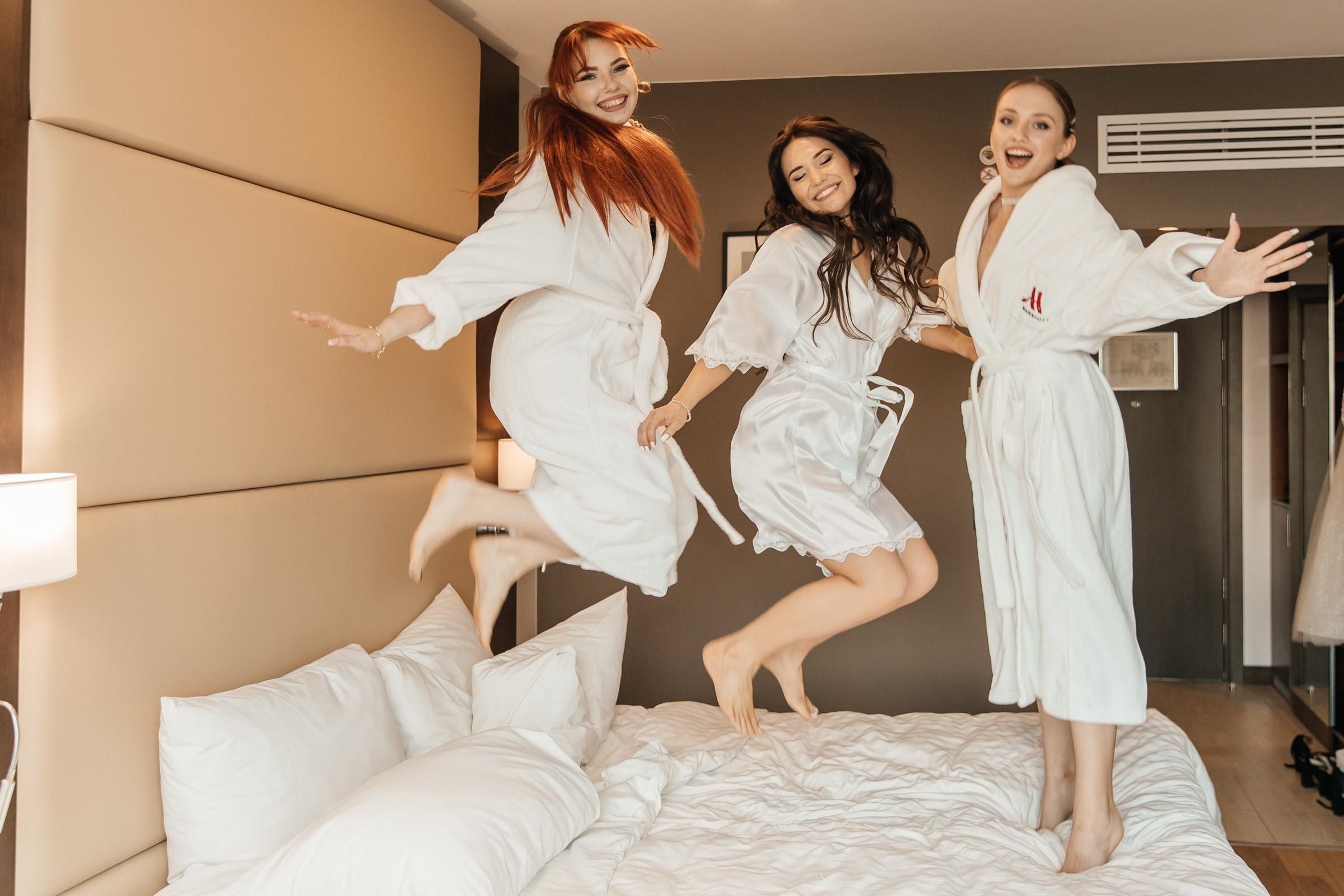 Женя и Саша. Главная