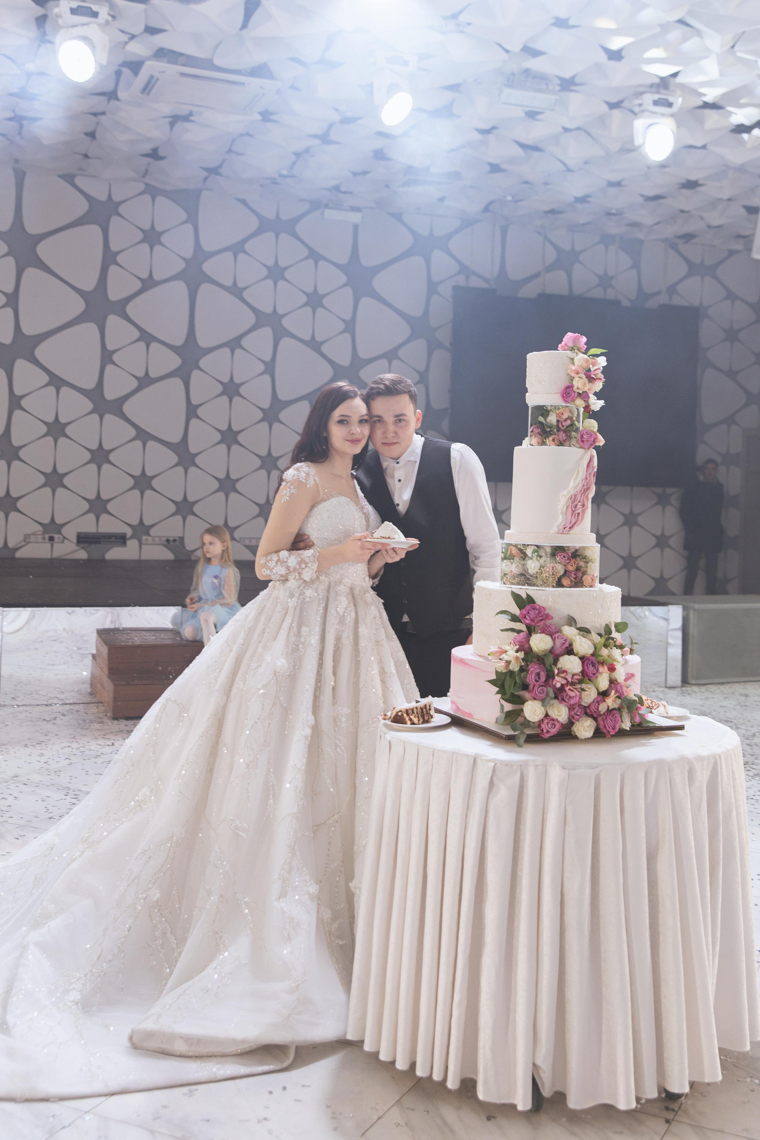 Лёша и Катя. Главная