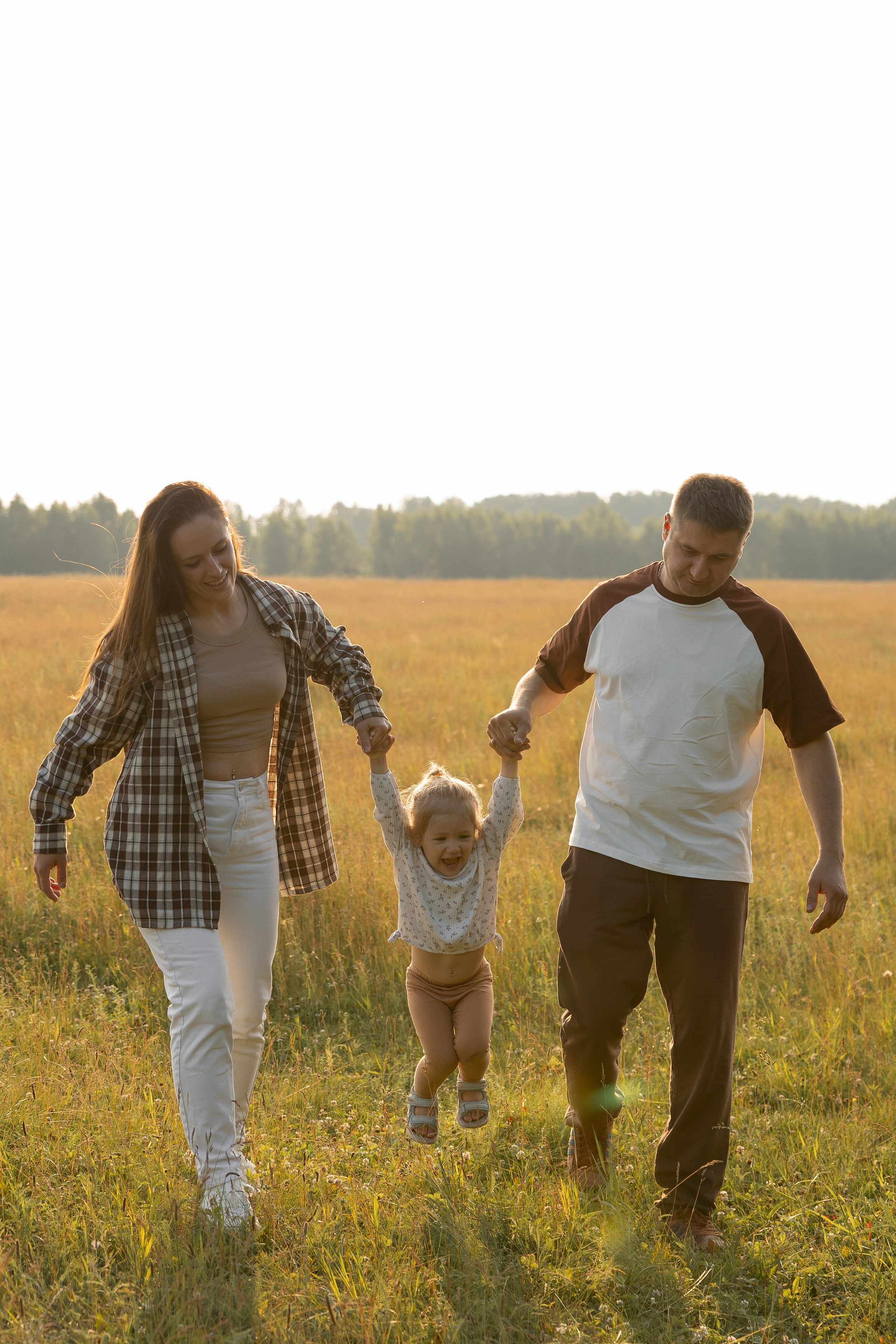 В поле. Семейный и свадебный фотограф в Челябинске Мария Леонтьева