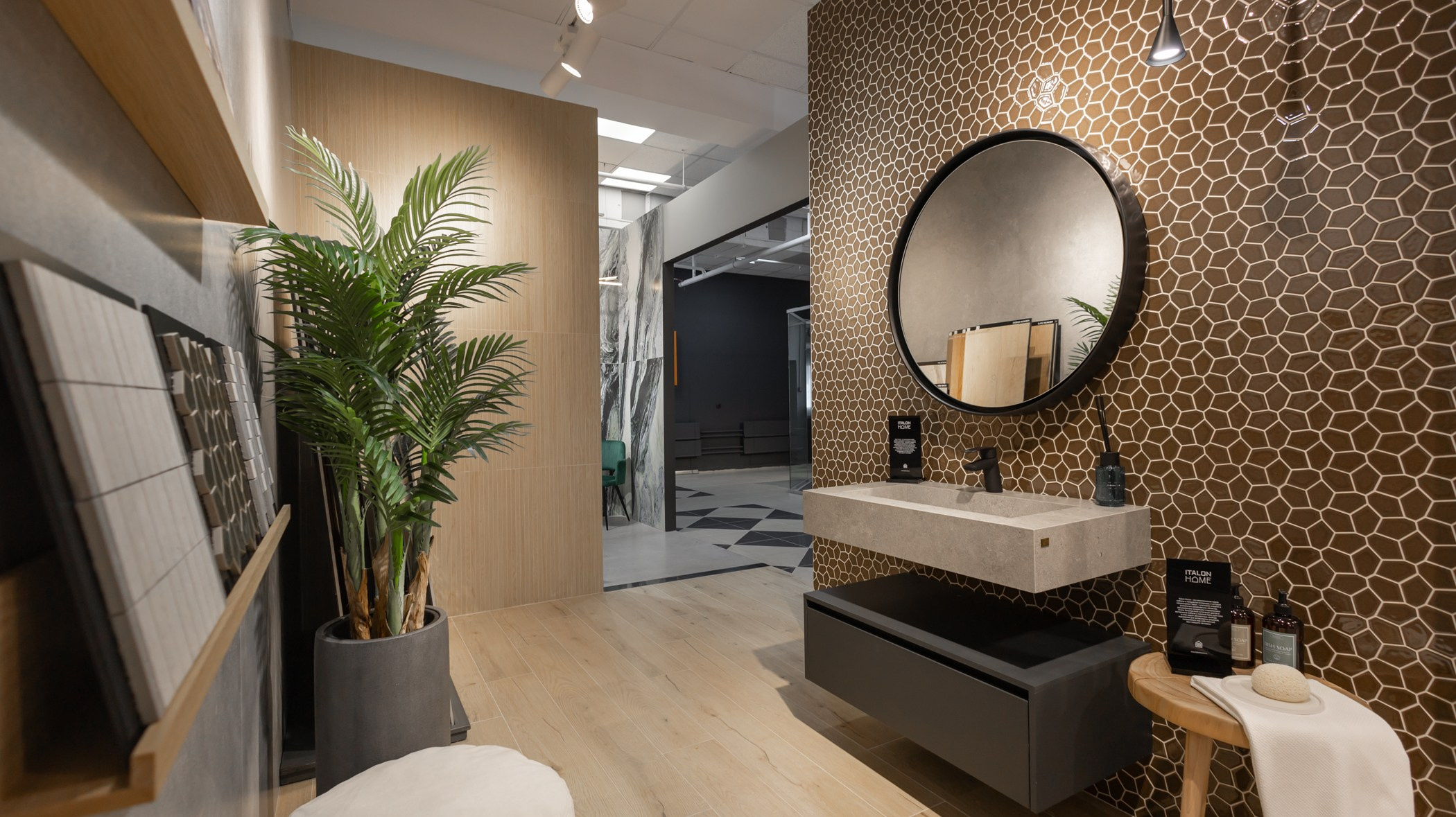 Интерьерная. Фотограф свадебный, репортажный, индивидуальный, фото для маркетплейсов, брендов, автосалонов