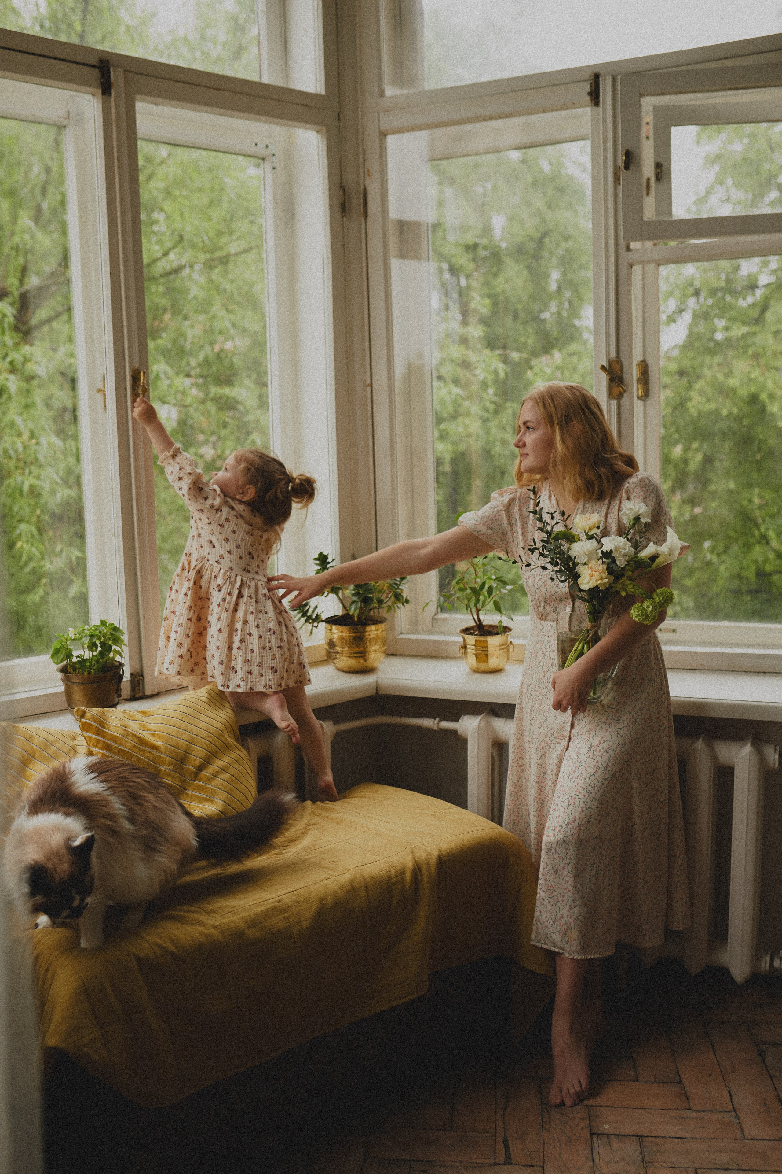 Оля, Кирилл и Мия. Главная