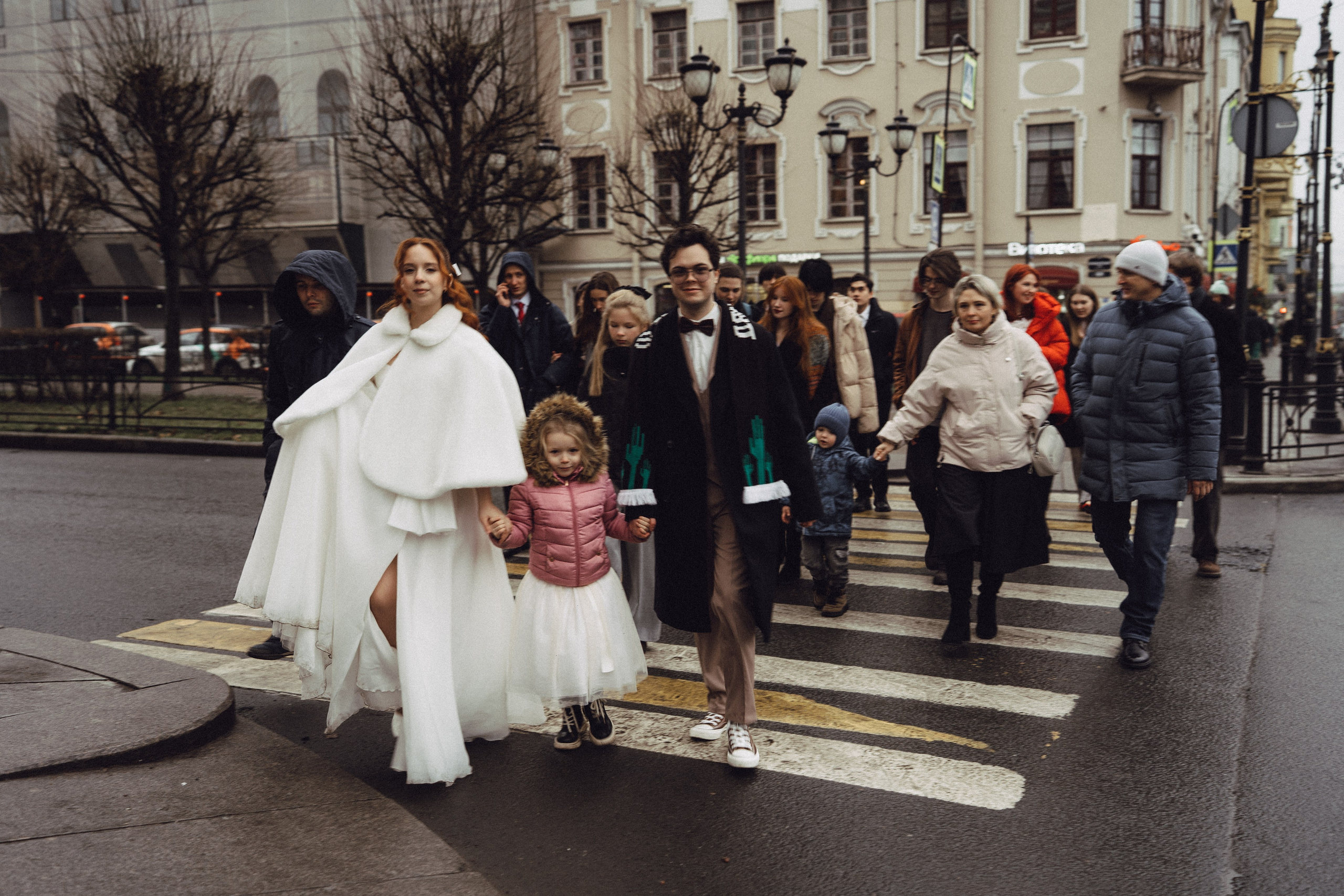 СВАДЕБНАЯ СЬЕМКА ВО ВТОРОМ ДВОРЦЕ С ГОСТЯМИ И ПРОГУЛКА В ТАВРИЧЕСКОМ САДУ. Профессиональный фотограф, Санкт-Петербург — Виктория Богомолова