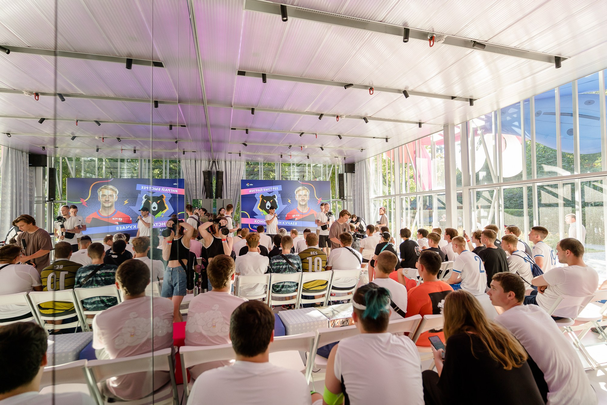 ФК «СКОРОСТЬ РЕШАЕТ» от СБП, РПЛ и Плюс Дача. Репортажный и свадебный фотограф в Москве