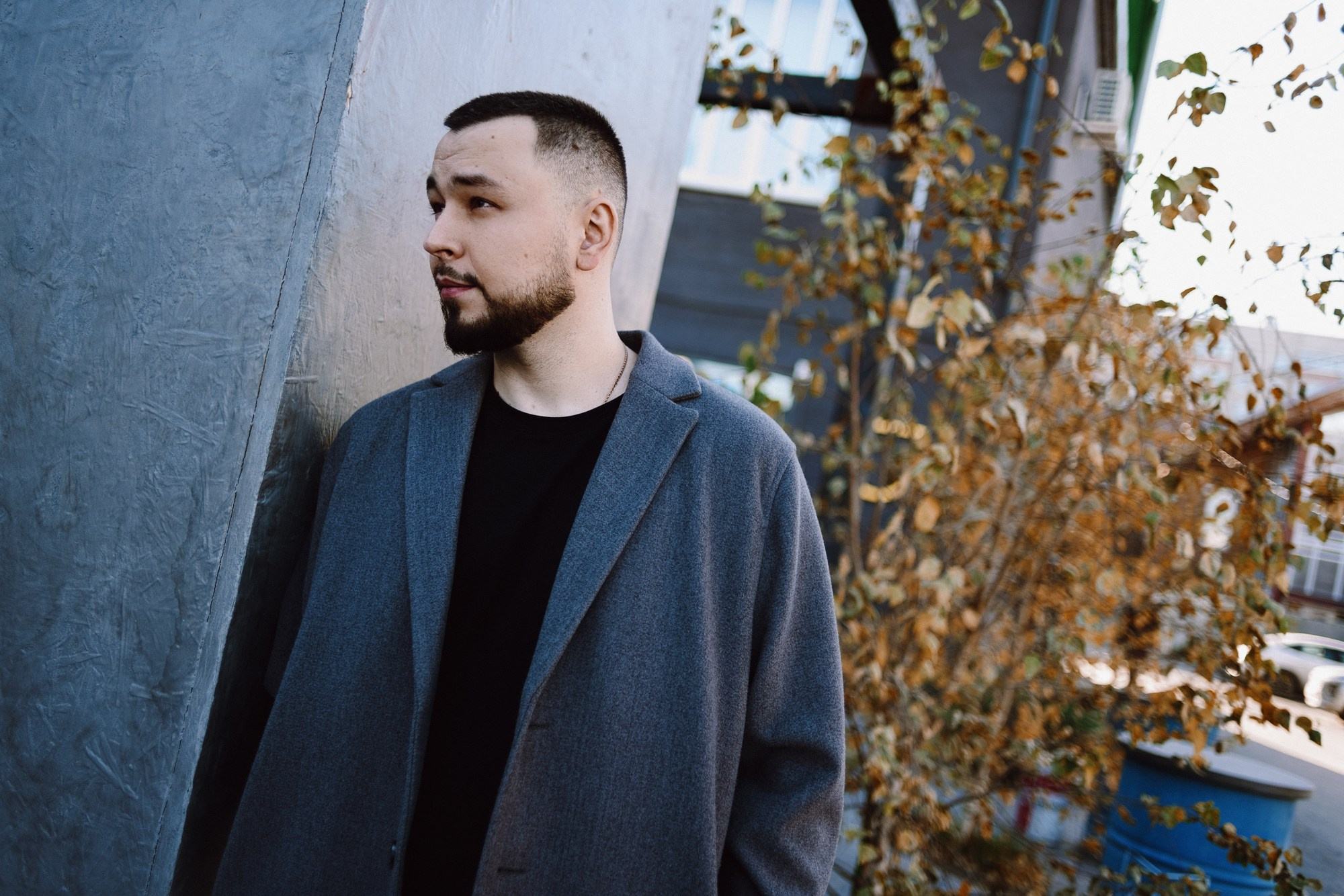 Мужской портрет в студии Тюмень — Фотосессия для мужчин | Дарья Мустафина. Портретный фотограф Тюмень Дарья Мустафина