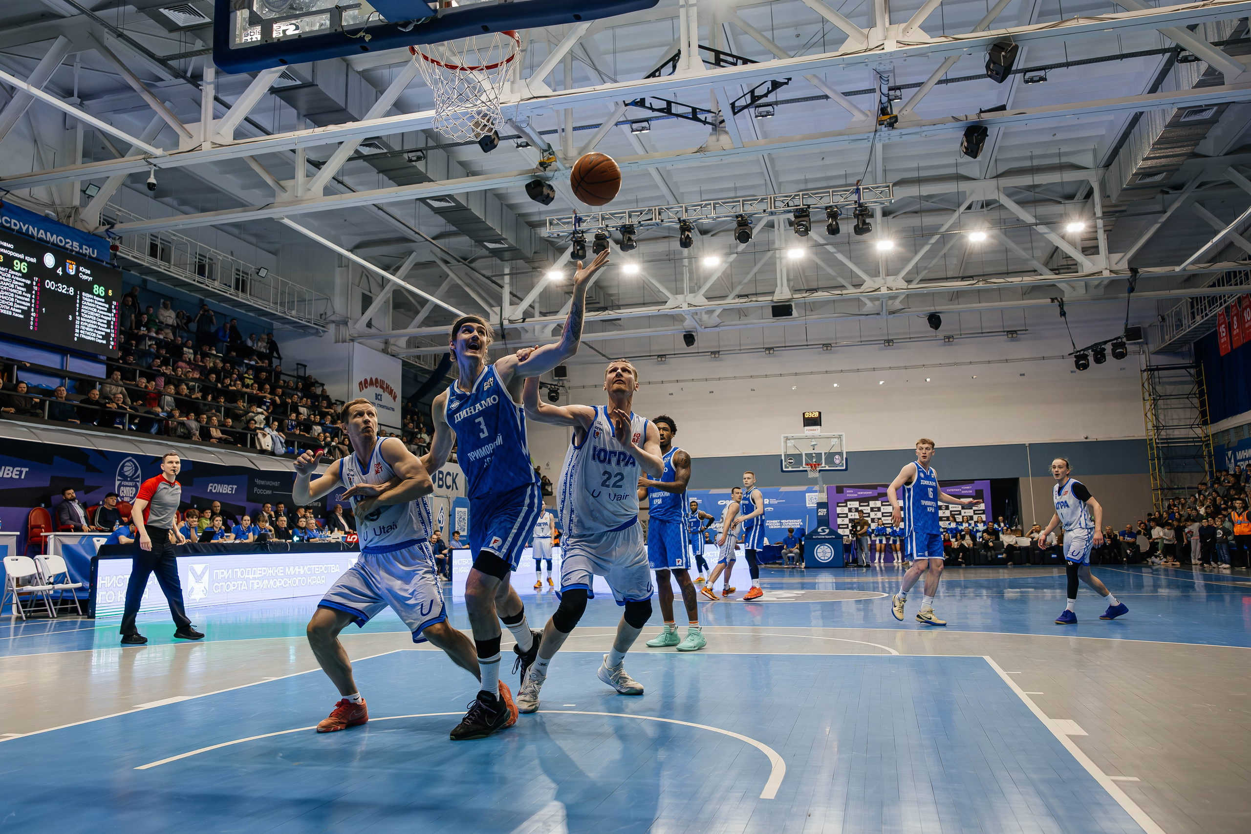 Баскетбол — Динамо. Репортажный и свадебный фотограф во Владивостоке Максим Цой