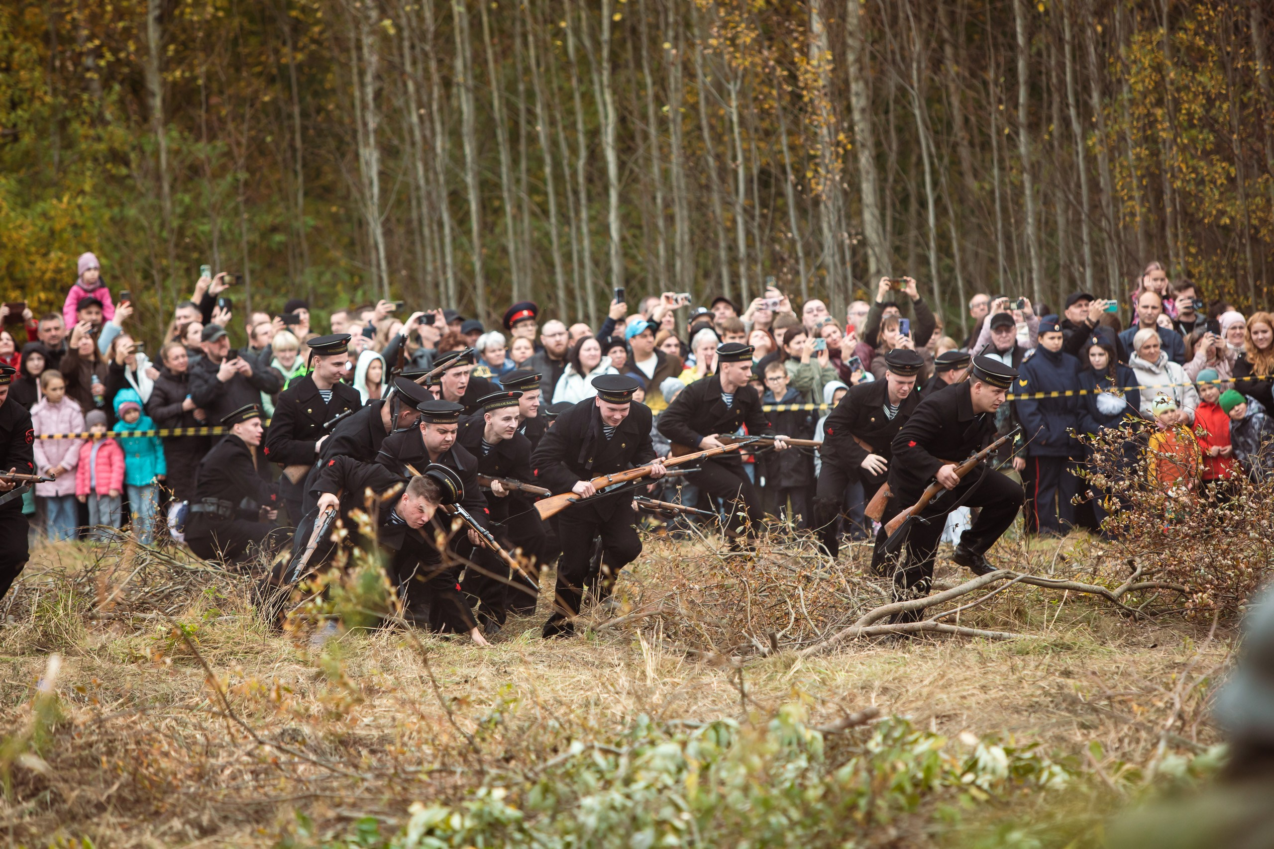 04.10.26 Реконструкция боя Петергофского десанта. Александр спб ру фотограф