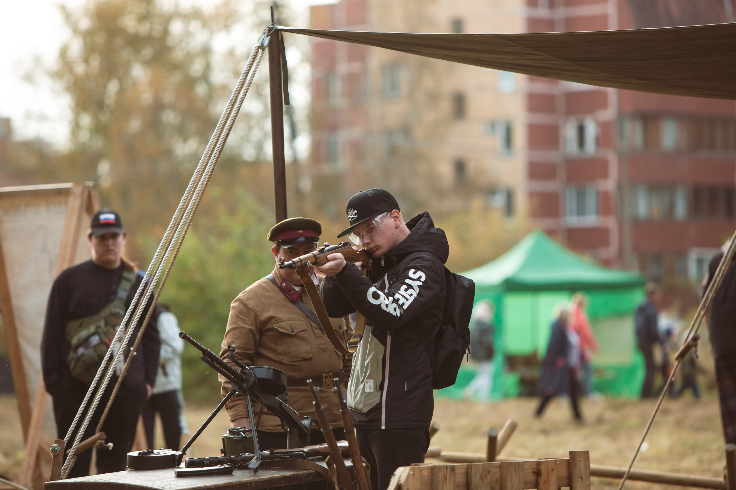 04.10.26 Реконструкция боя Петергофского десанта. Александр спб ру фотограф