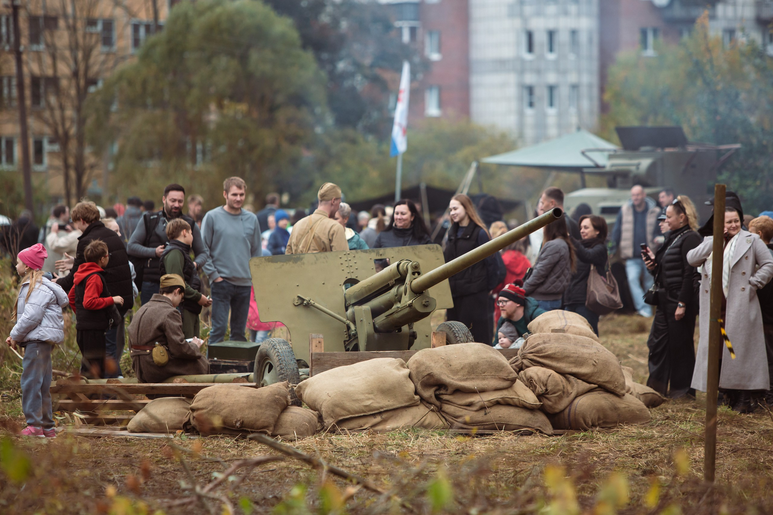 04.10.26 Реконструкция боя Петергофского десанта. Александр спб ру фотограф