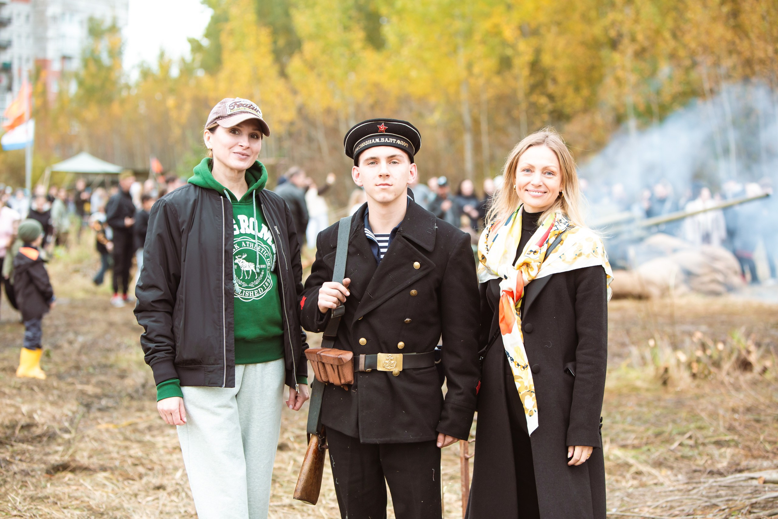 04.10.26 Реконструкция боя Петергофского десанта. Александр спб ру фотограф
