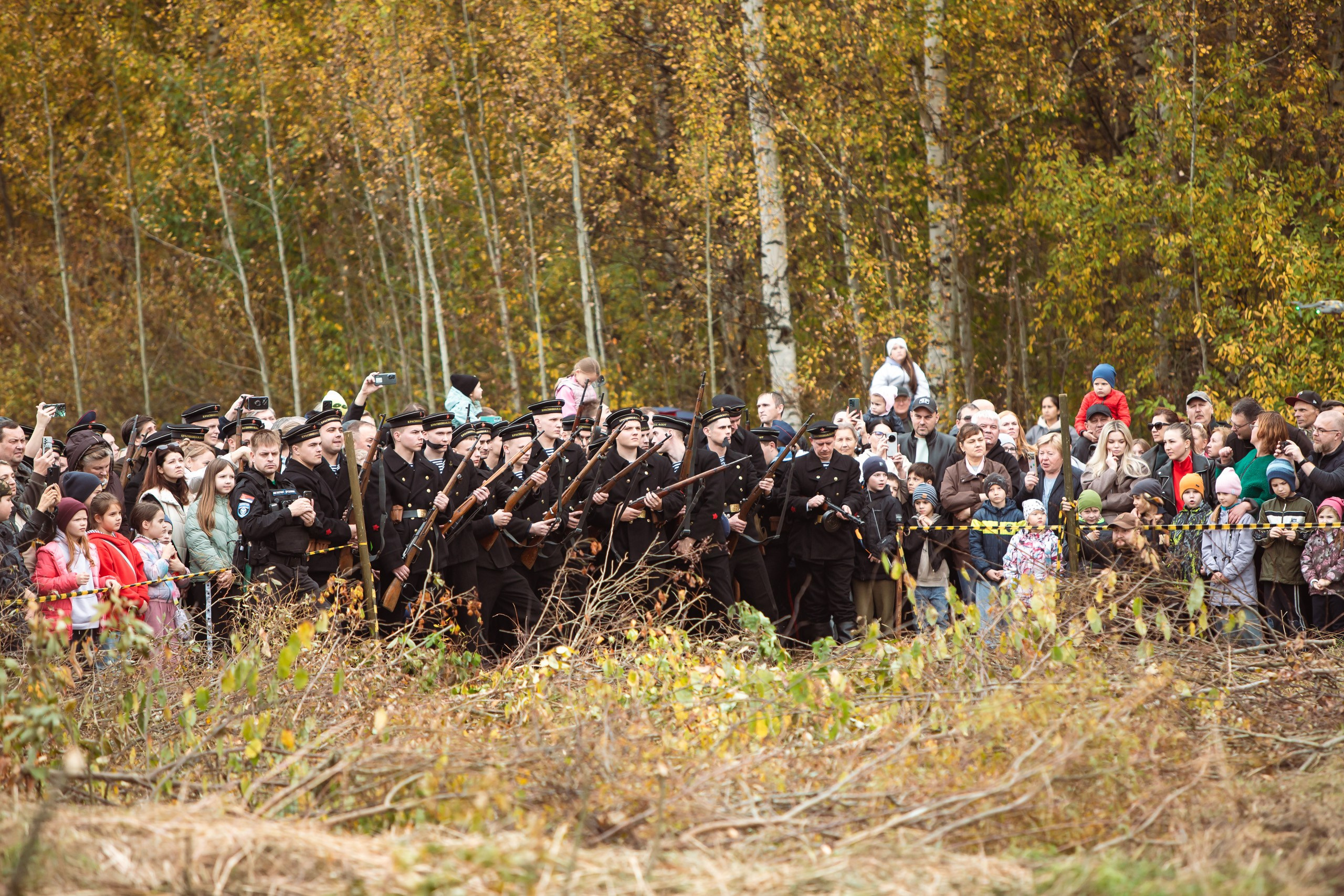 04.10.26 Реконструкция боя Петергофского десанта. Александр спб ру фотограф