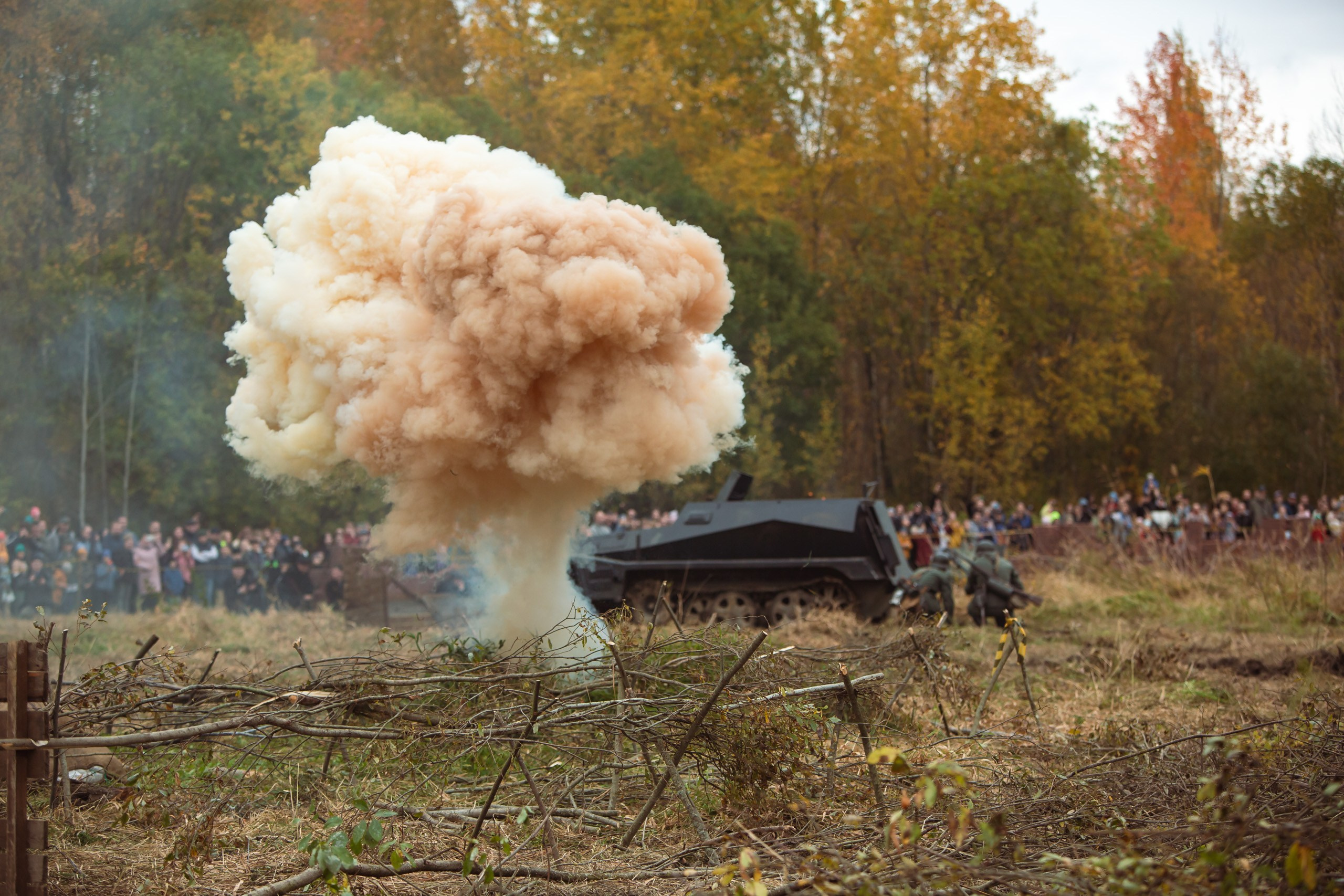 04.10.26 Реконструкция боя Петергофского десанта. Александр спб ру фотограф