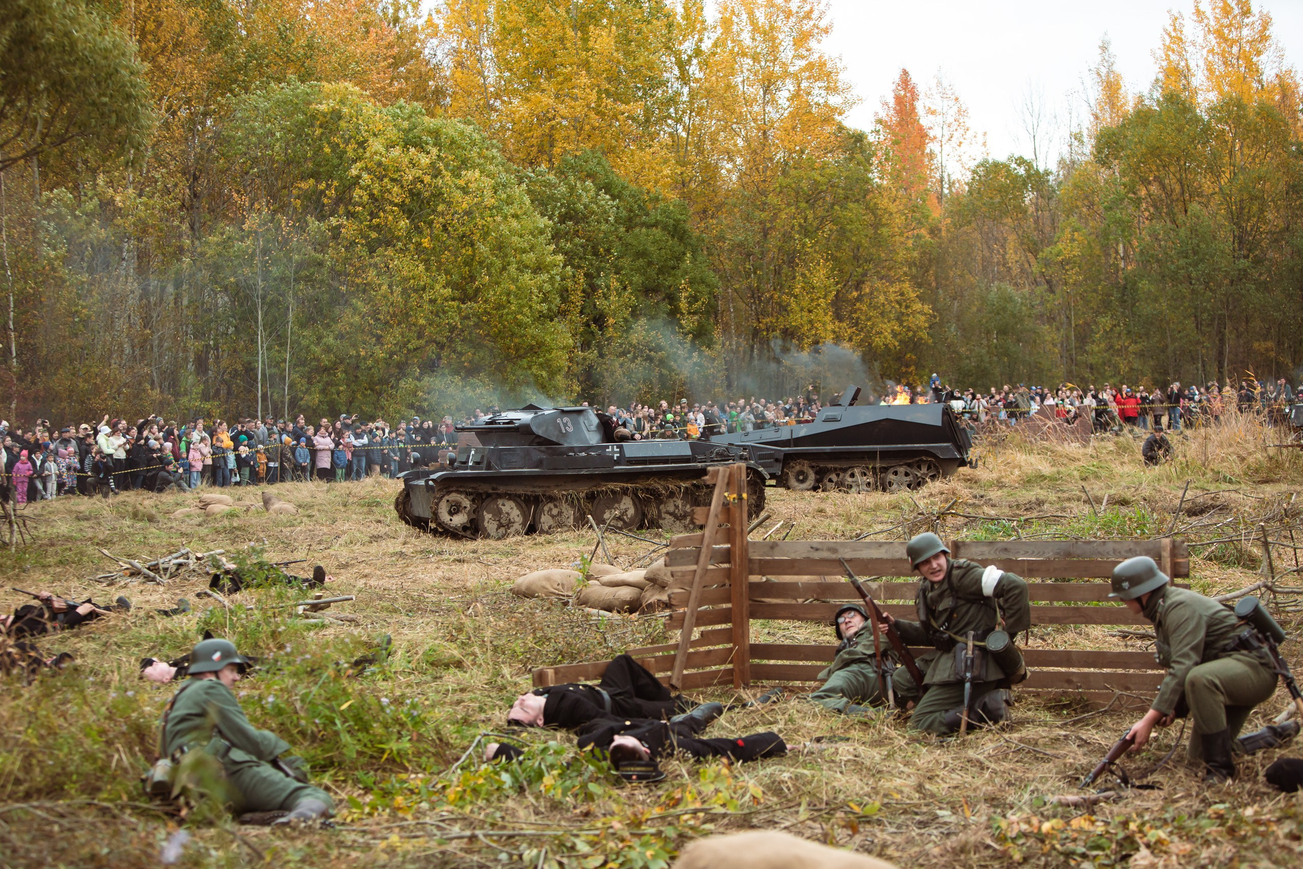 04.10.26 Реконструкция боя Петергофского десанта. Александр спб ру фотограф