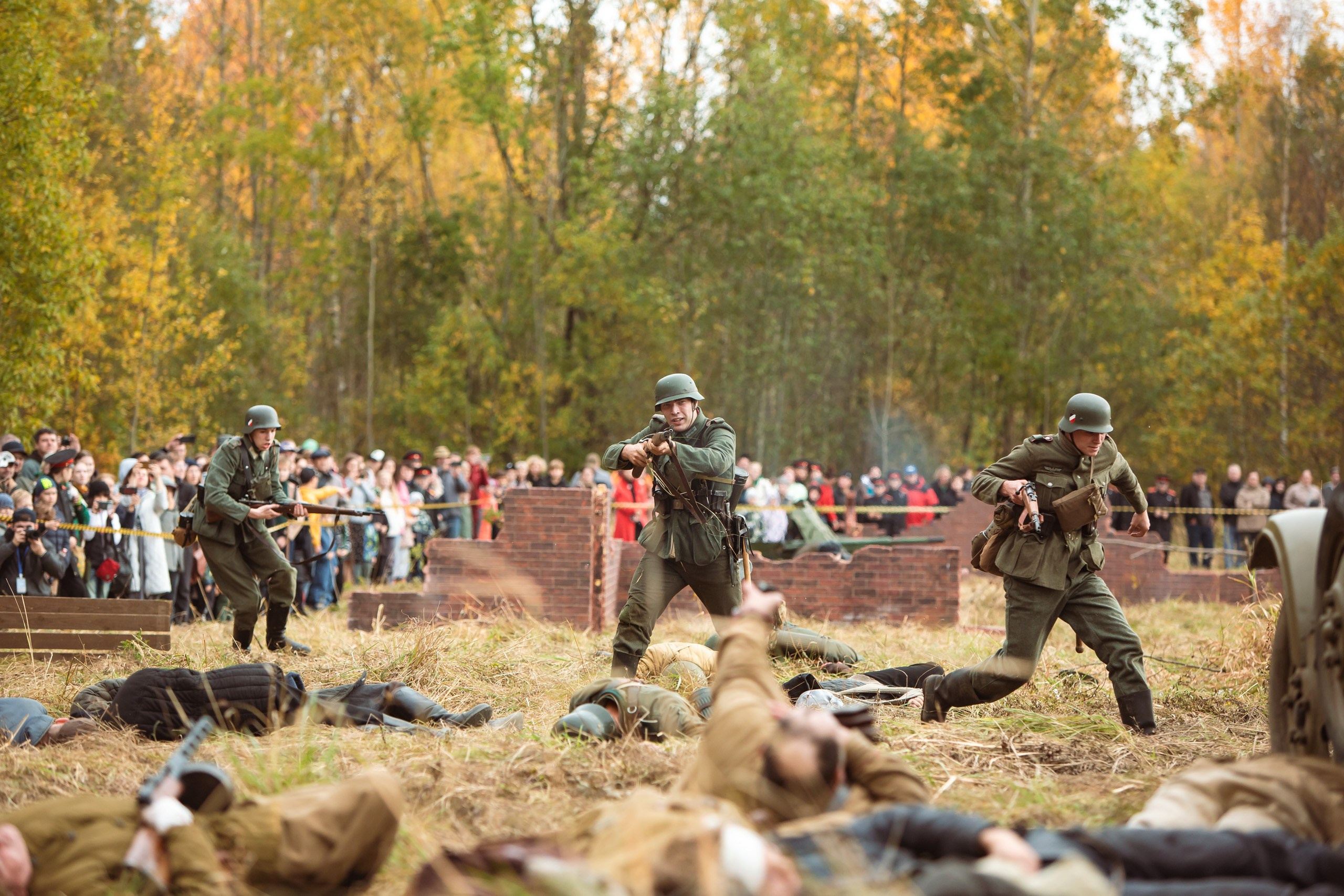 04.10.26 Реконструкция боя Петергофского десанта. Александр спб ру фотограф