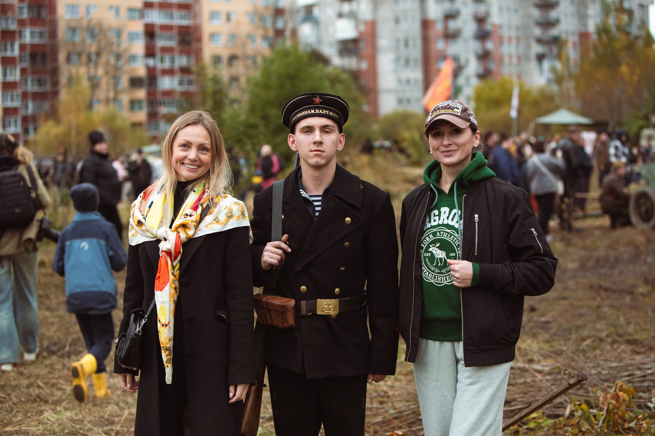04.10.26 Реконструкция боя Петергофского десанта. Александр спб ру фотограф