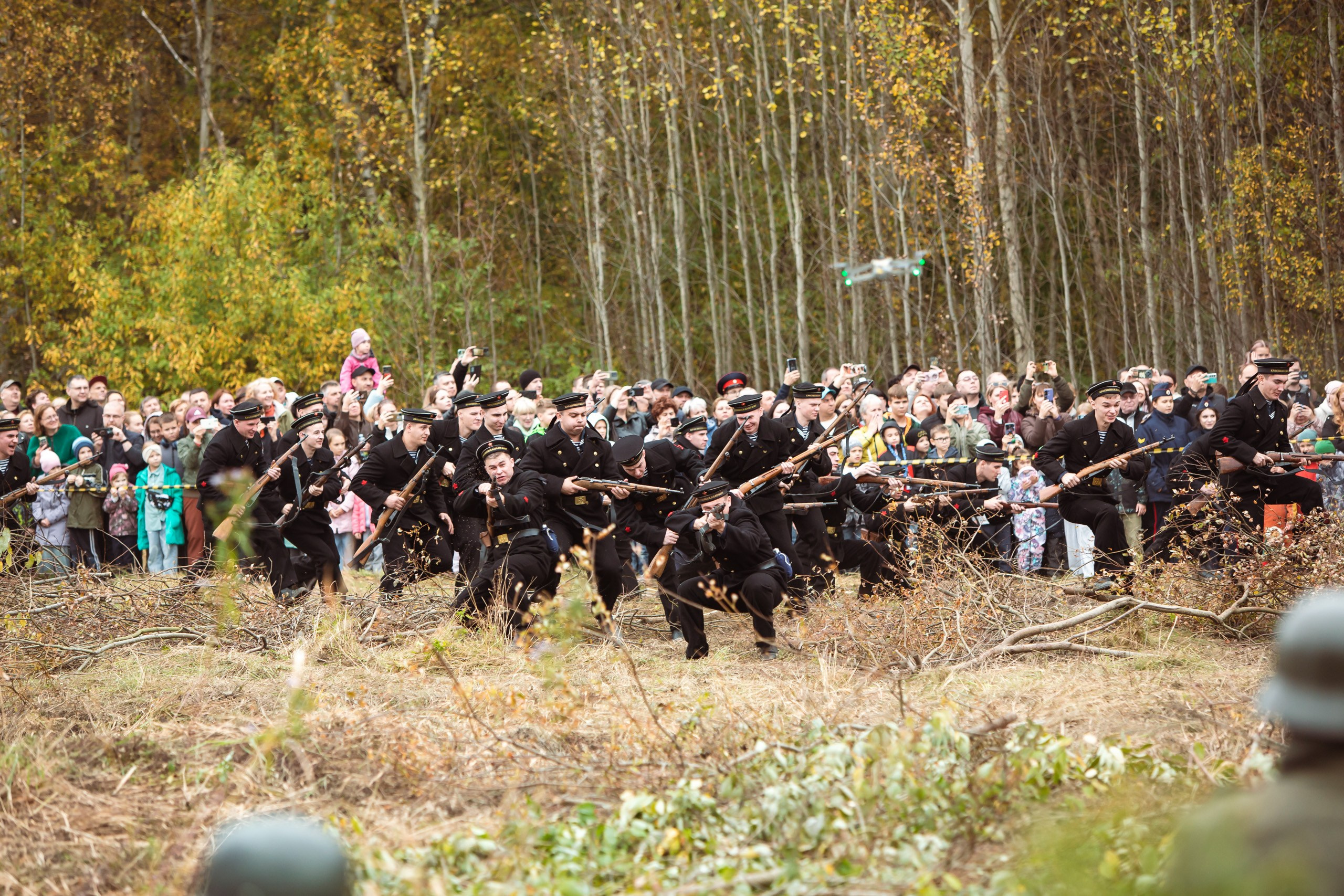 04.10.26 Реконструкция боя Петергофского десанта. Александр спб ру фотограф