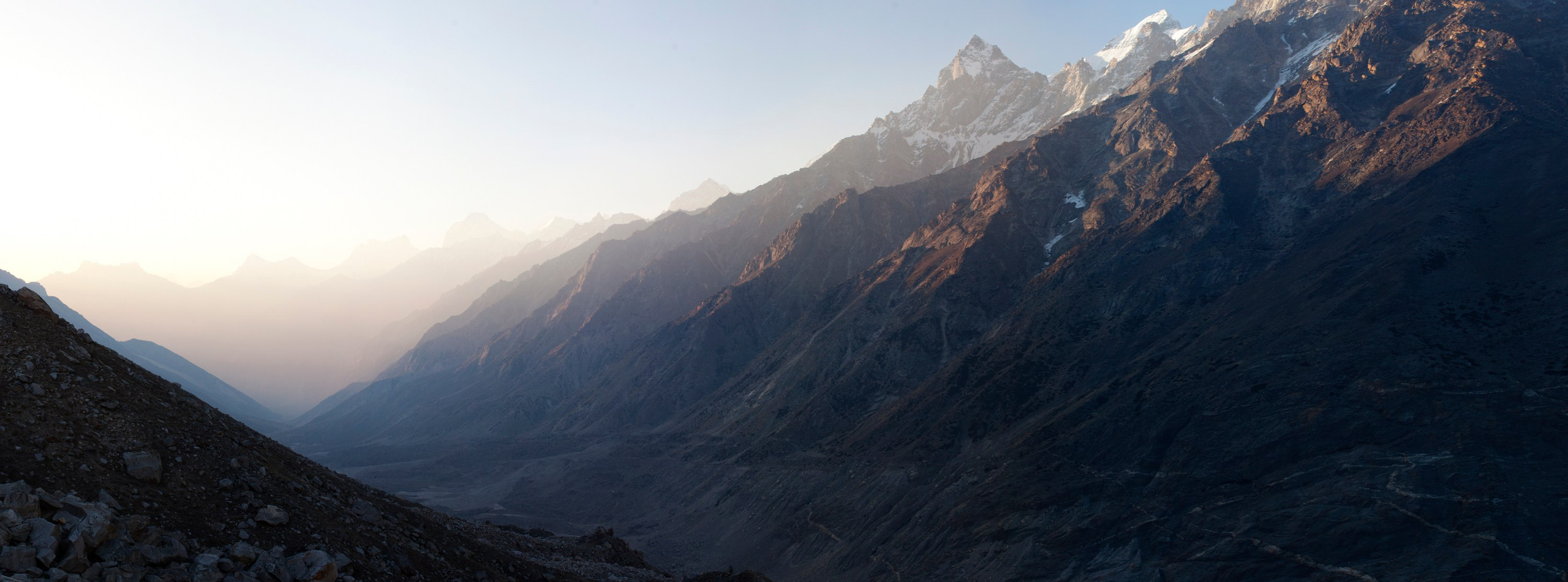 Expeditions BASE. Creative Photographer Denis Klero