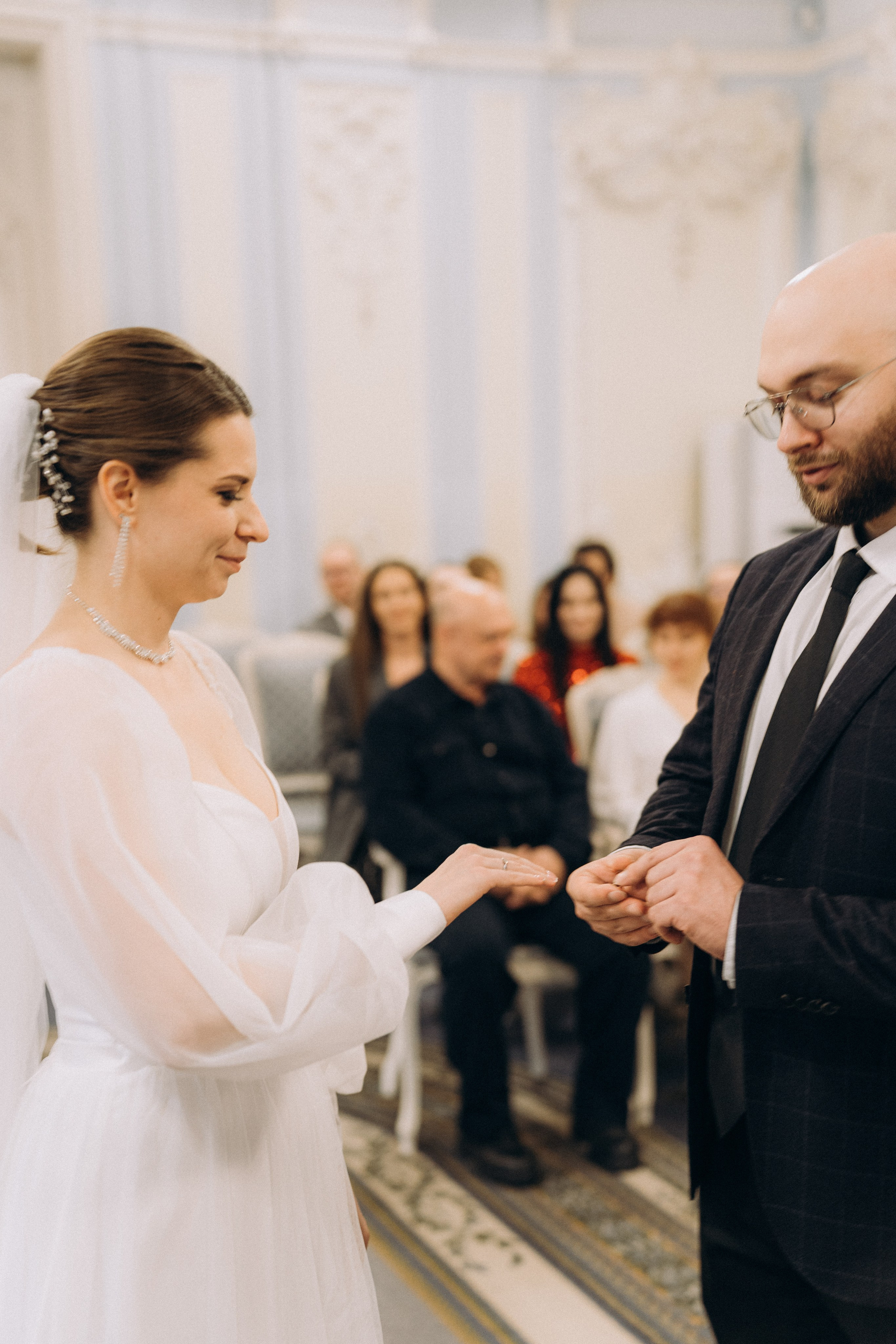 СВАДЕБНАЯ СЬЕМКА ВО ВТОРОМ ДВОРЦЕ (ДЕКАБРЬ) ТАКЖЕ СЬЕМКА В СТУДИИ НА ЧЕРНЫШЕВСКОЙ. Профессиональный фотограф, Санкт-Петербург — Виктория Богомолова