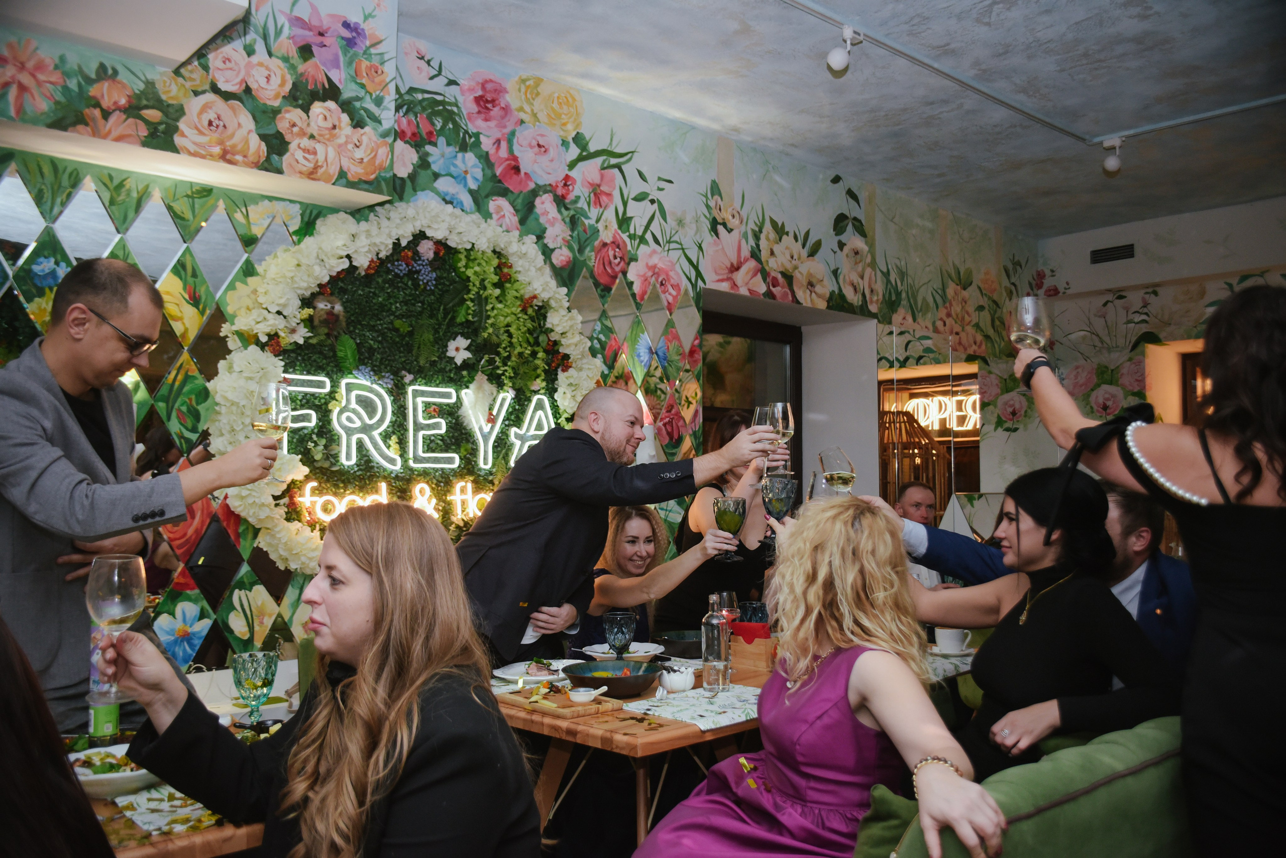 Этажи Винное казино. Фотограф Лола Волна, город Москва