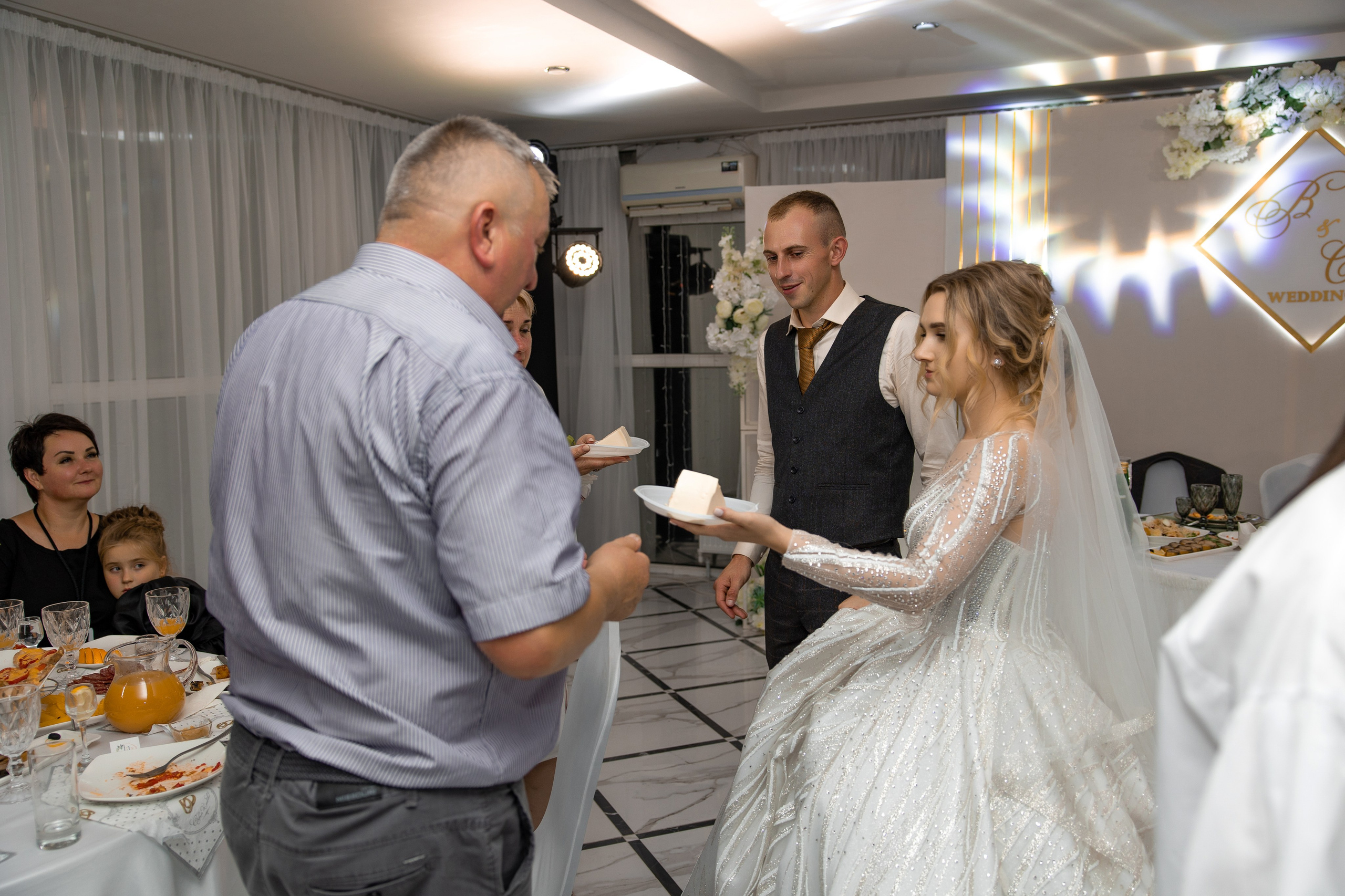 Виталий и Софья. Видеосьемка, фотосьемка свадеб, юбилеев, утренников в Краснодарском кр