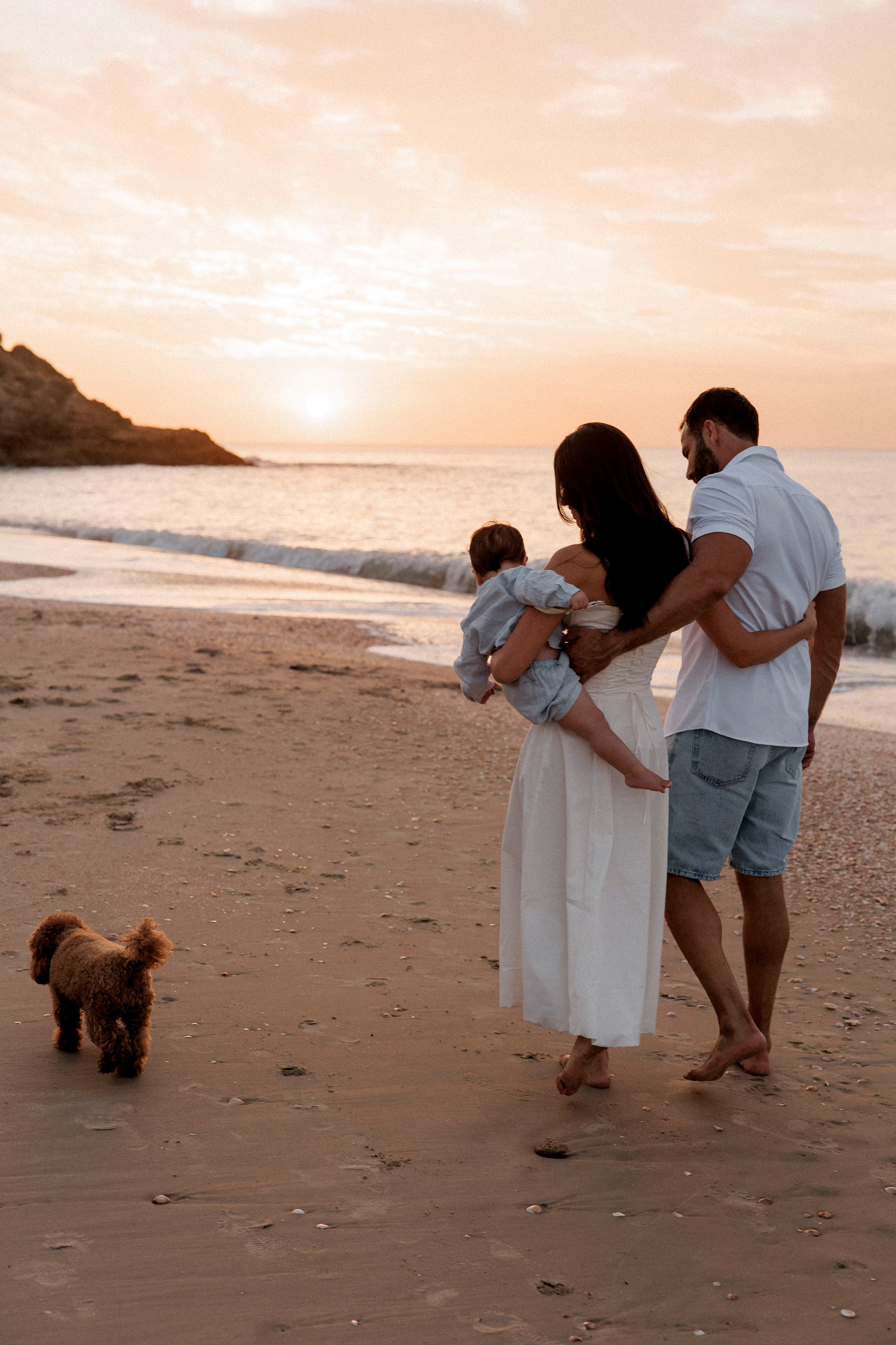 First year family photos near the sea. Главная