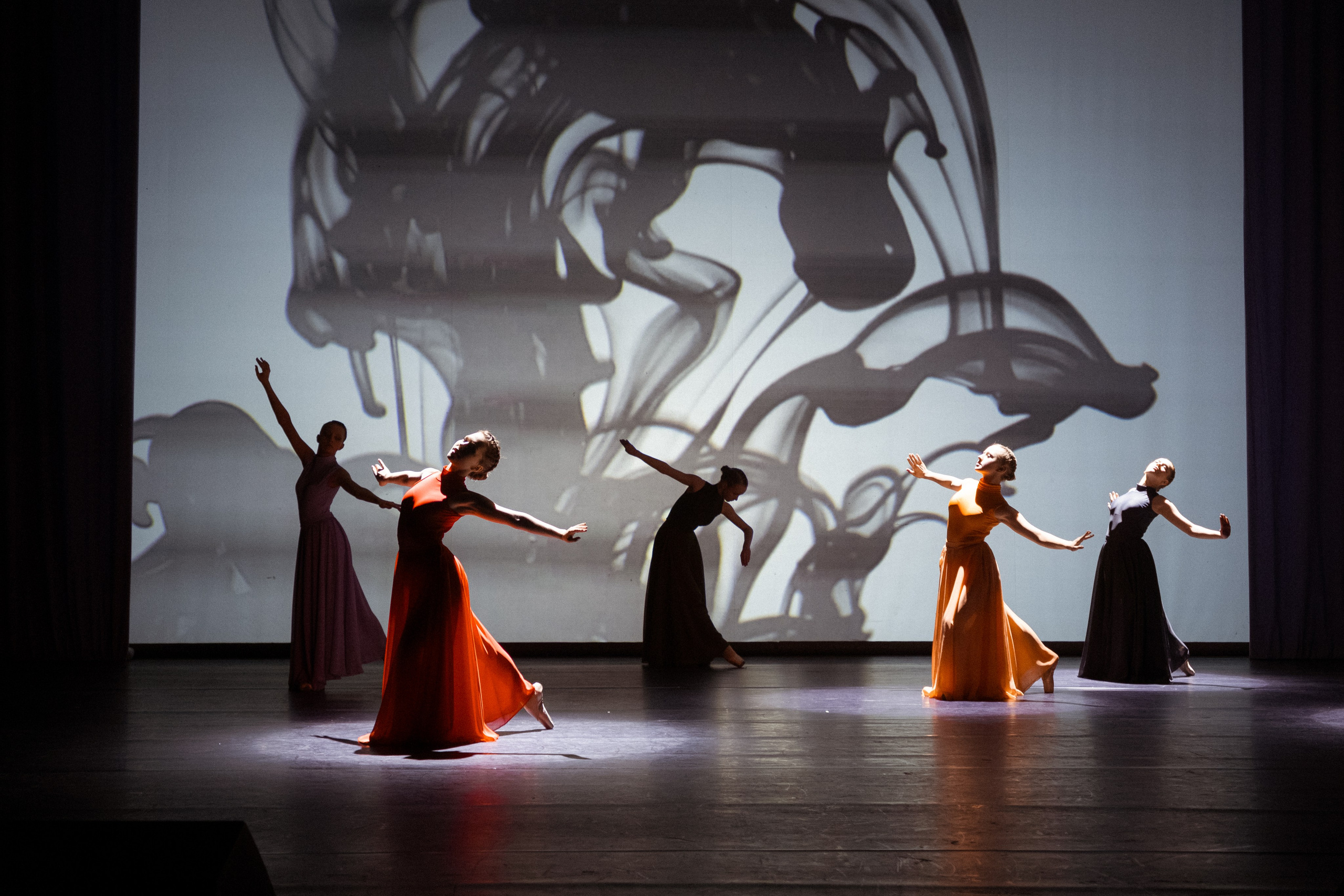 Танцевальный концерт. Фотограф в Иркутске Анна Мирошникова