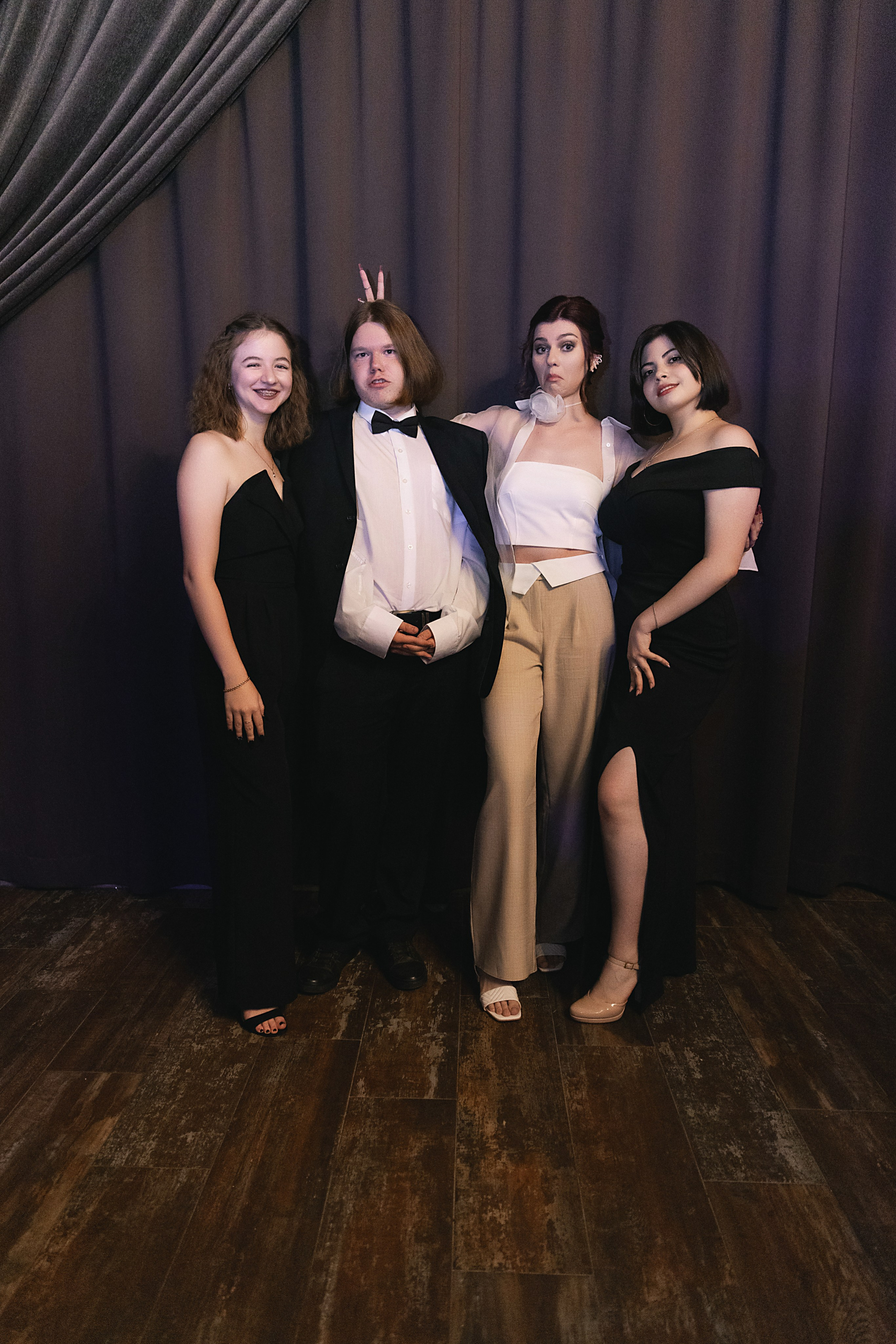 11 класс Гимназия 69. Фотограф и Видеограф в Краснодаре Юлия Солодченко