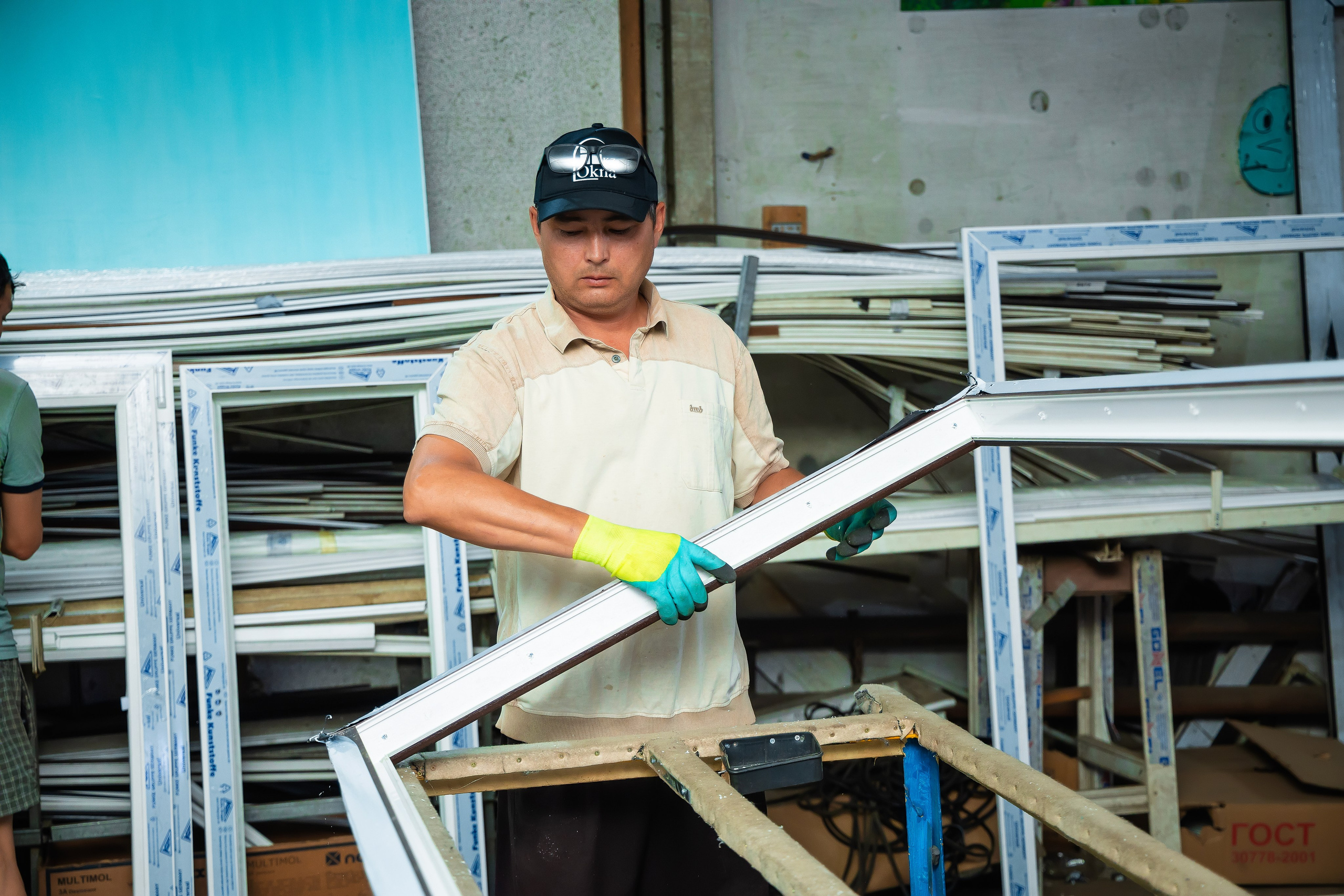 Цех по окнам. Семейный и Свадебный фотограф в Астане Александр Астапов