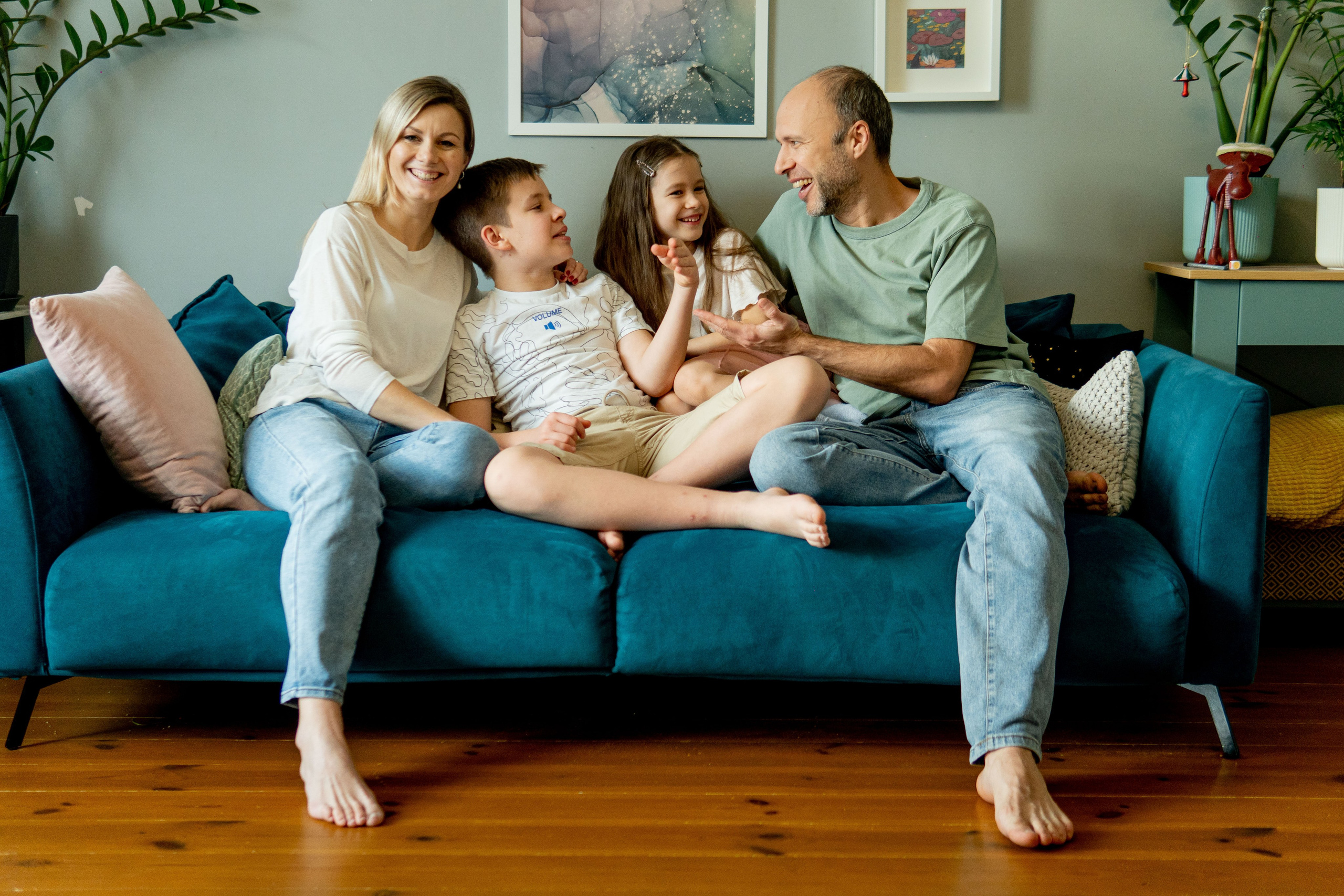 Василий и Ирина с детьми. Домашняя съемка. Фотограф в Крыму