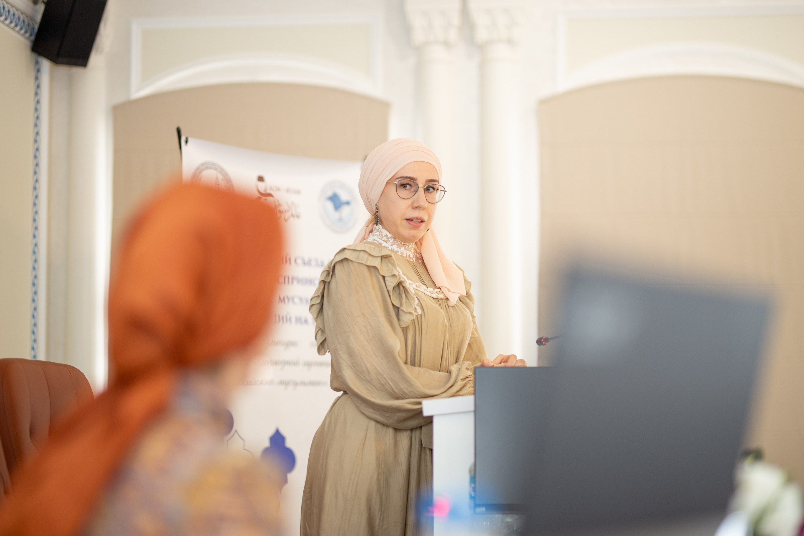 II Всероссйский съезд имени Шефики Гаспринской. Фотограф в Крыму