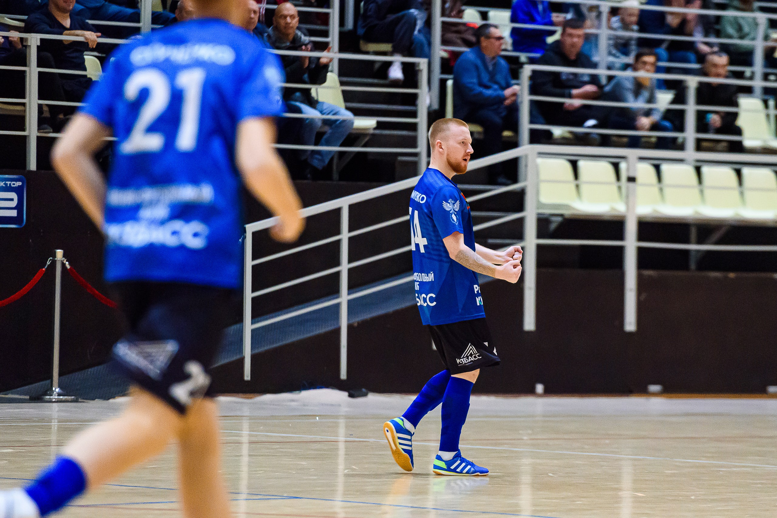 Высшая лига по футзалу — Сезон 2024-2025 — 2ой тур. Репортажный фотограф в Кемерово