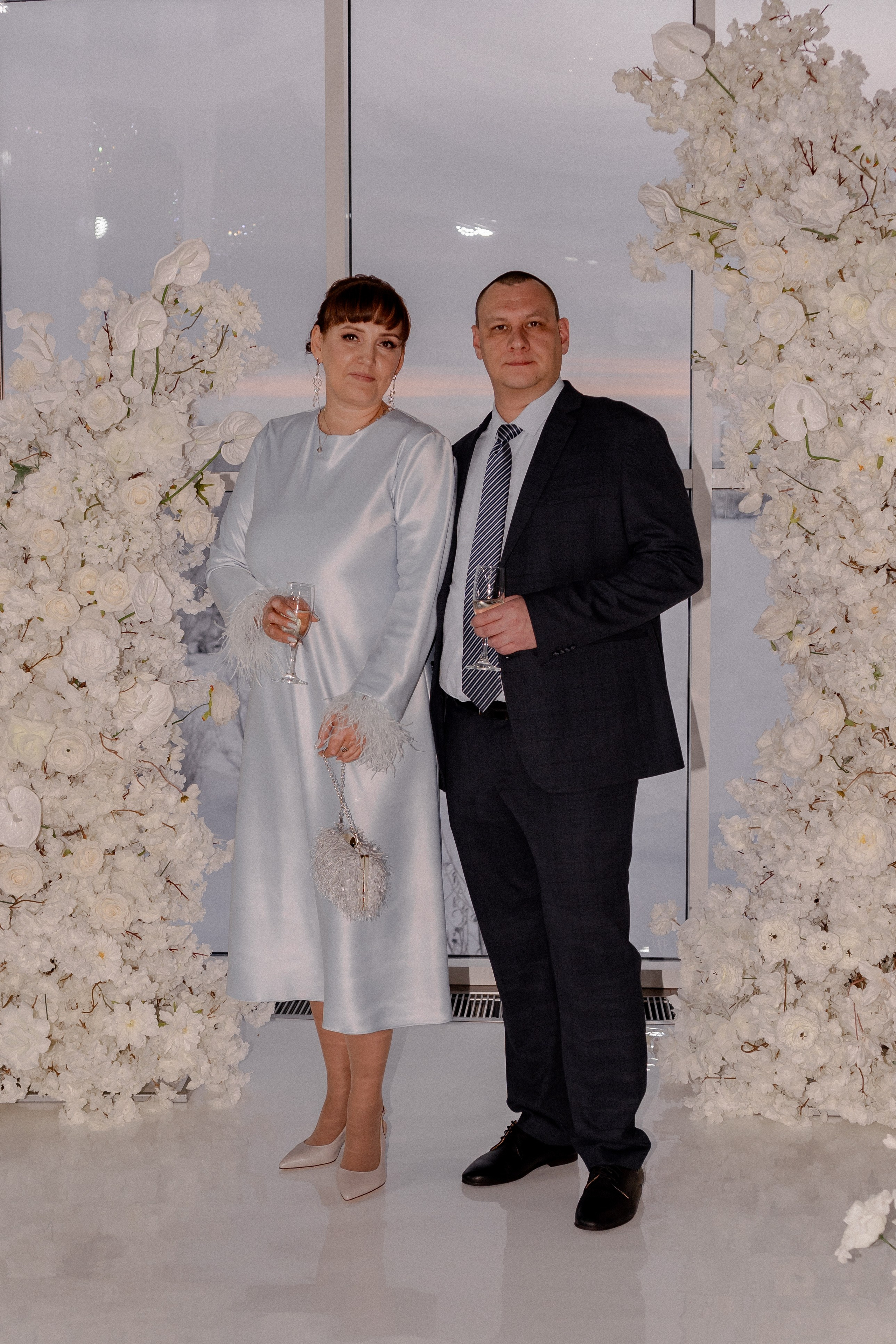 СВАДЕБНАЯ СЬЕМКА СБОРОВ В ОТЕЛЕ И ВЫЕЗД НА ЦЕРЕМОНИЮ (СНЯТО В СИБИРЕ В НИЖНЕВАРТОВСКЕ). Профессиональный фотограф, Санкт-Петербург — Виктория Богомолова