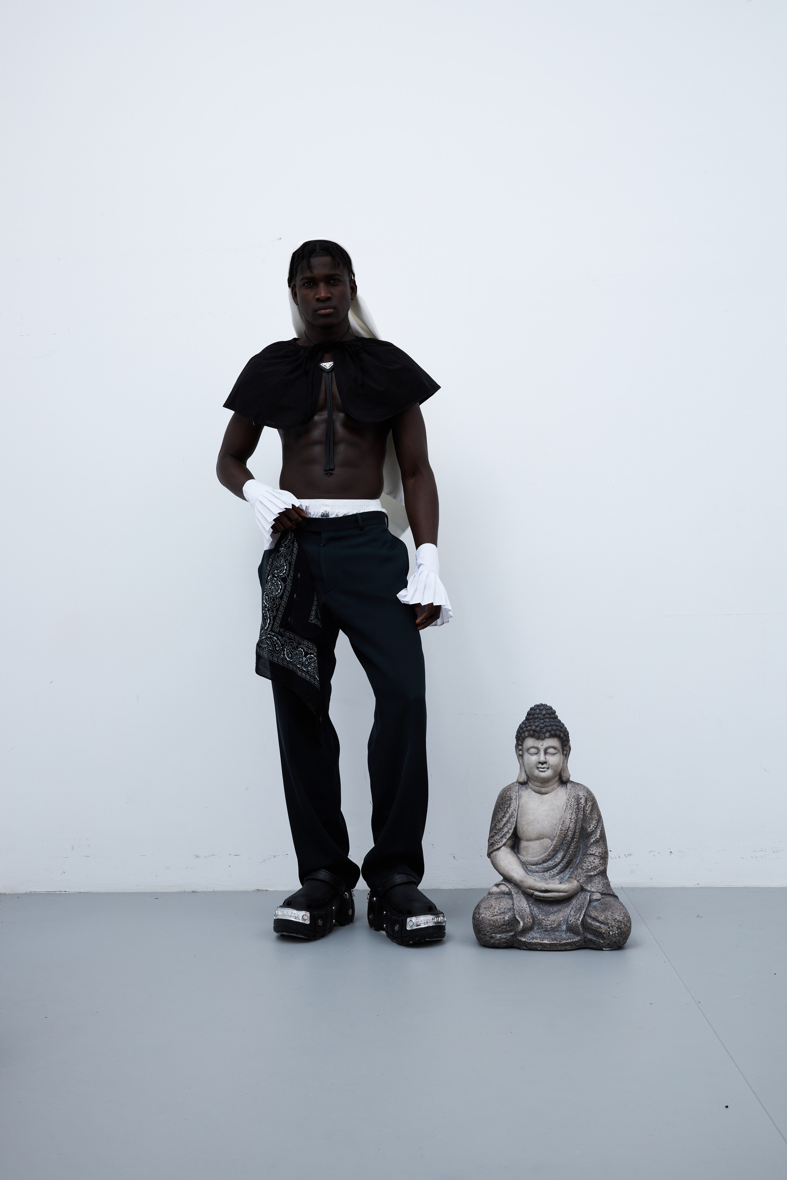 LOT «8». CRAZY.RENTT — Уникальная одежда в единственном экземпляре