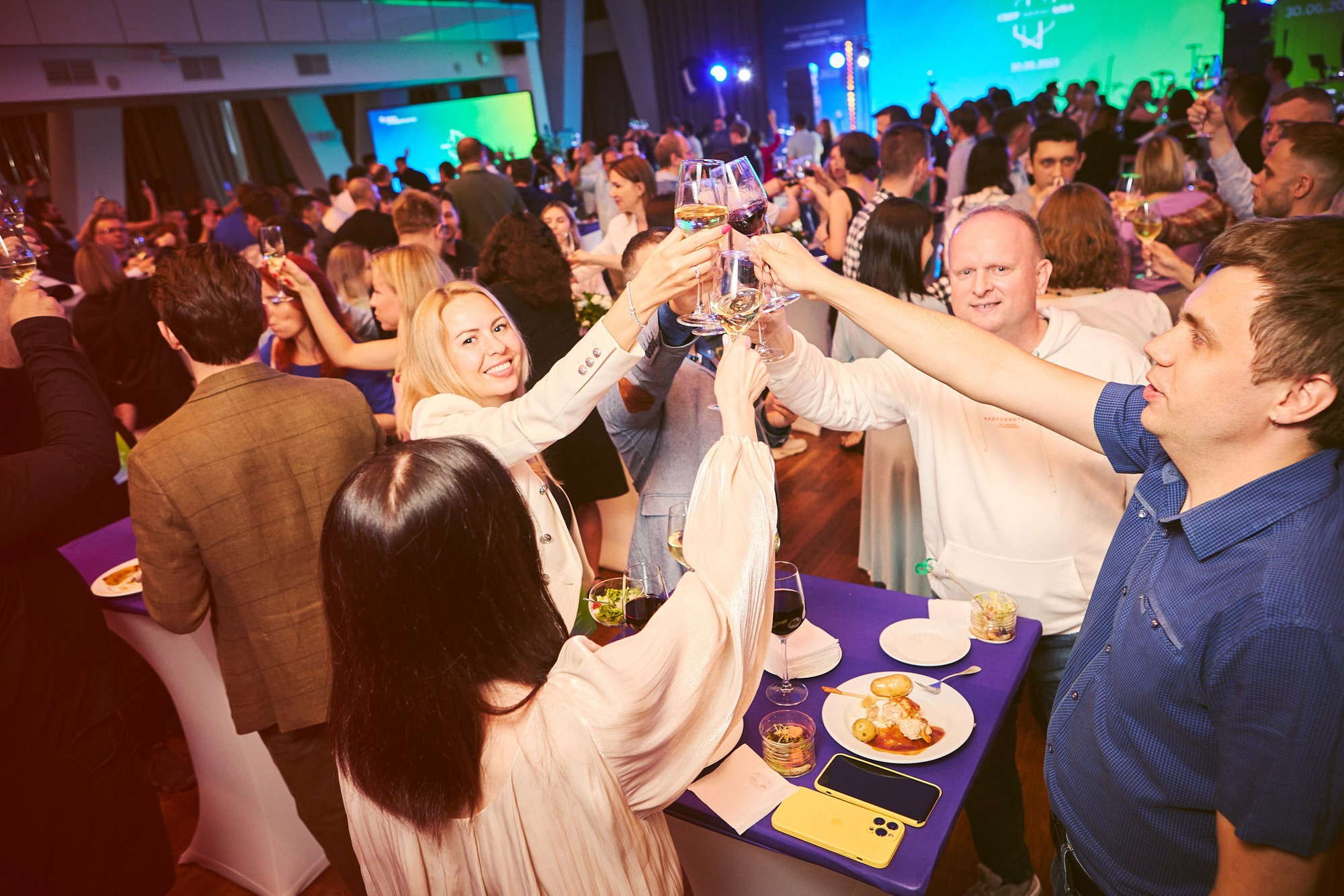 Фотограф на конференции СберУниверситет — репортажная съёмка делового мероприятия. Репортажный фотограф в Москве — Дмитрий Тарасов | Съёмка мероприятий, концертов, корпоративов