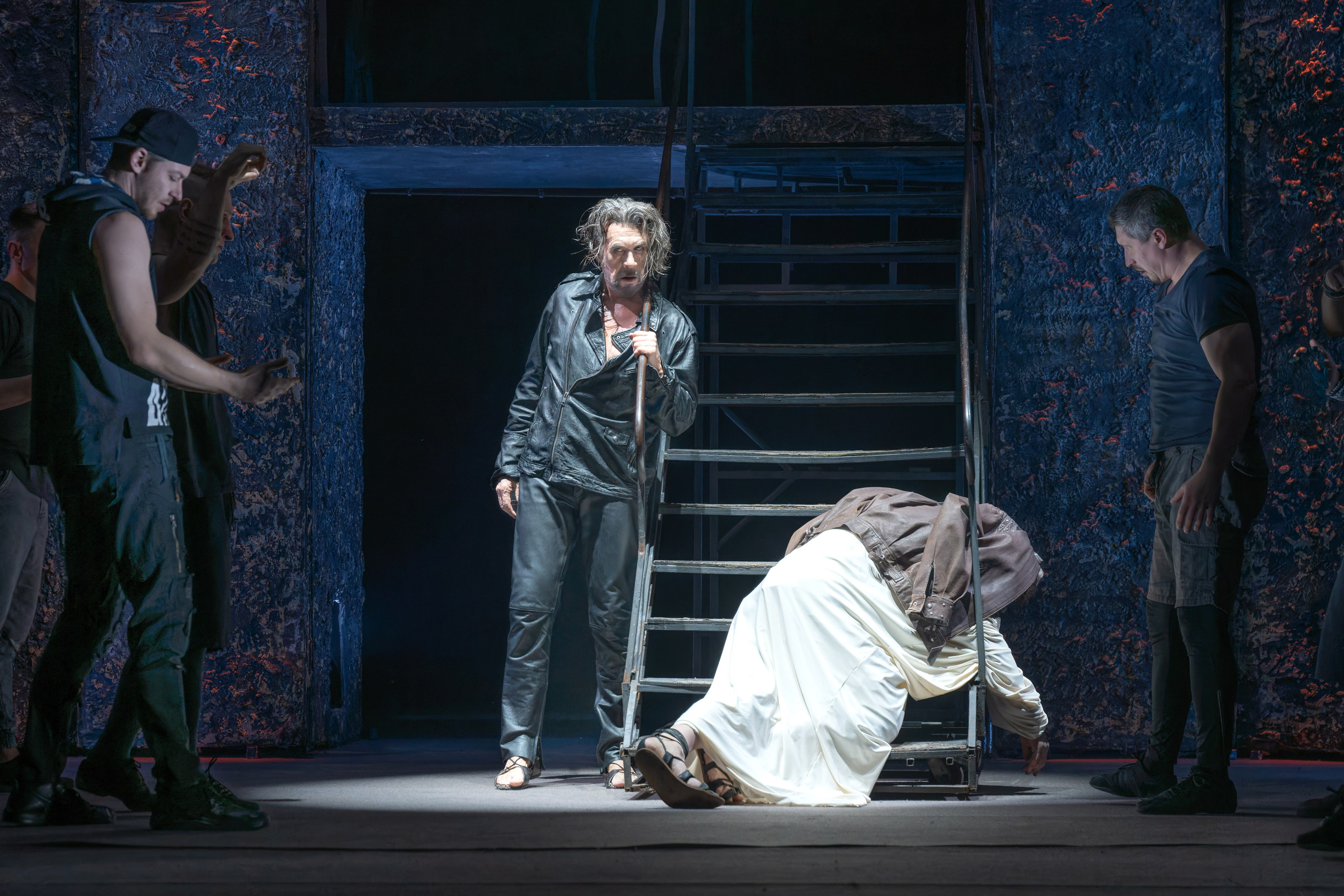 Театр Моссовета: Иисус Христос Супервезда — 35 лет на сцене. Сайт фотографа Сергея Абрамова