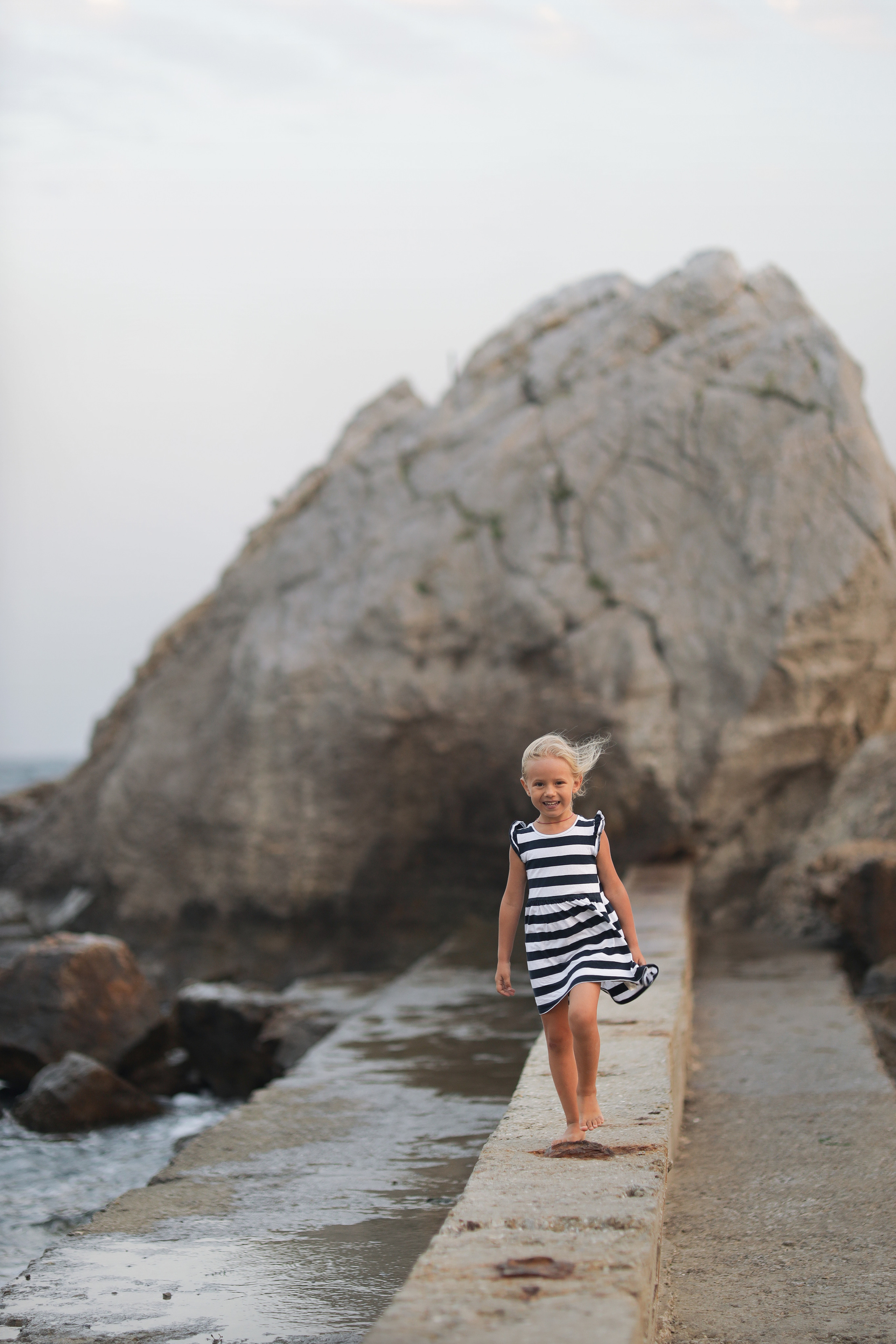 Арина на пляже. Бочарова Мария — школьный фотограф Апрелевка, Новая Москва, Московская область