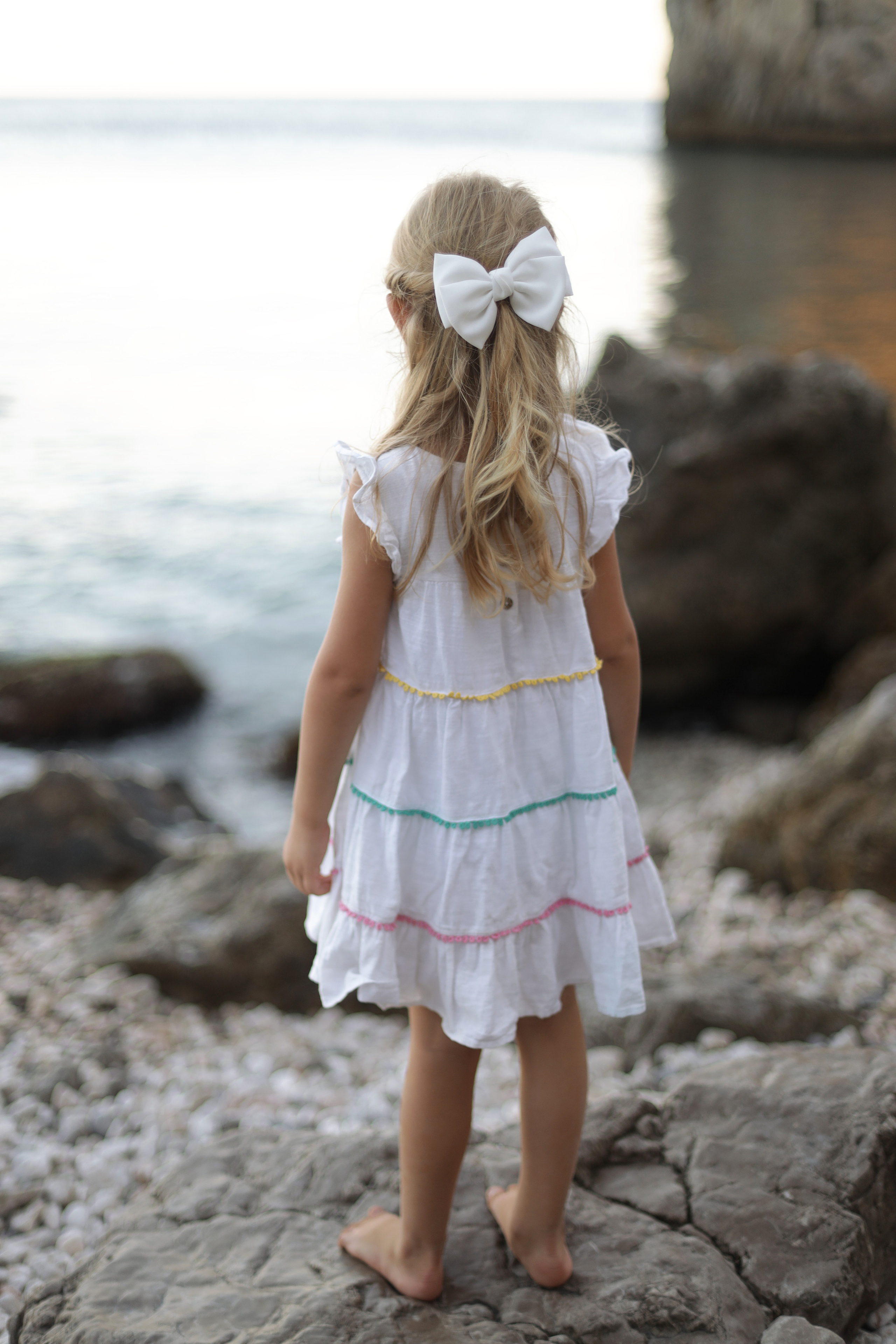 Арина у скал. Бочарова Мария — школьный фотограф Апрелевка, Новая Москва, Московская область