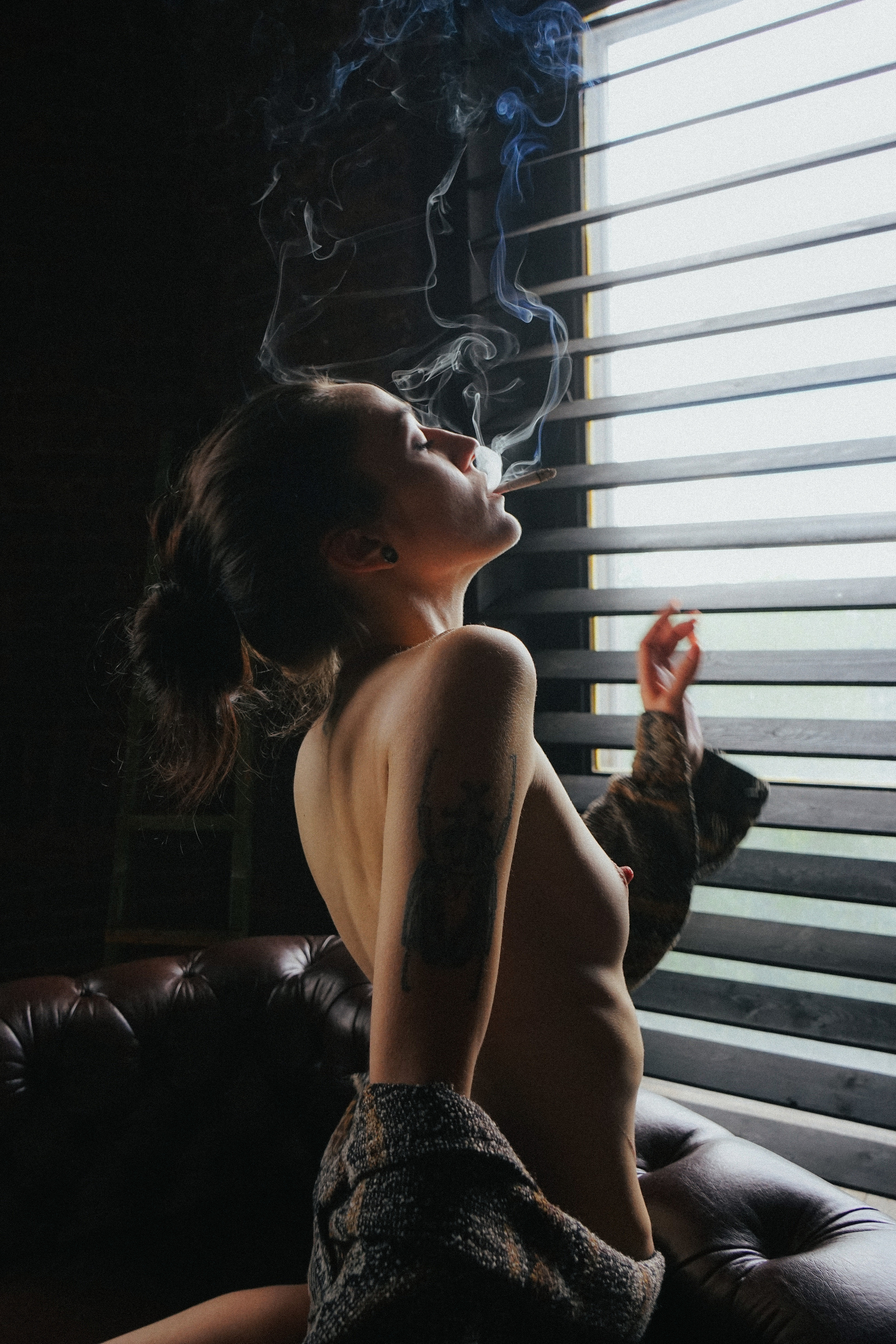 Nude Photographer Tbilisi. Photographer in Georgia UAE Russia Nekit Fox