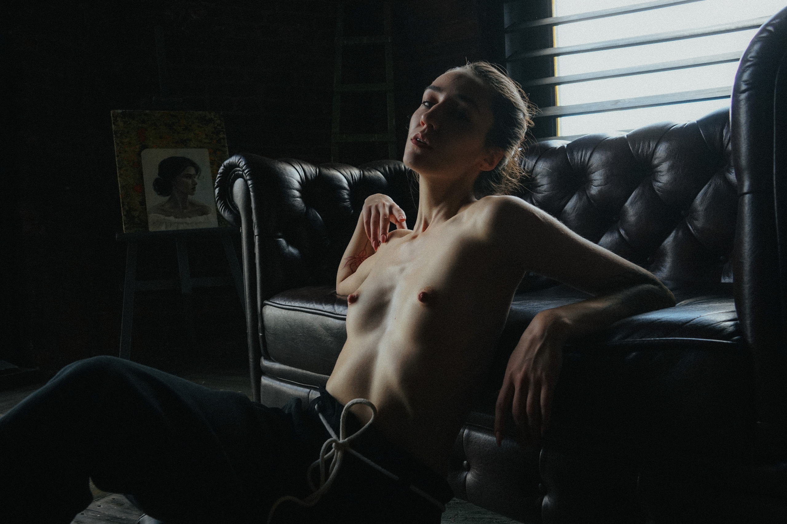 Nude Photographer Tbilisi. Photographer in Georgia UAE Russia Nekit Fox