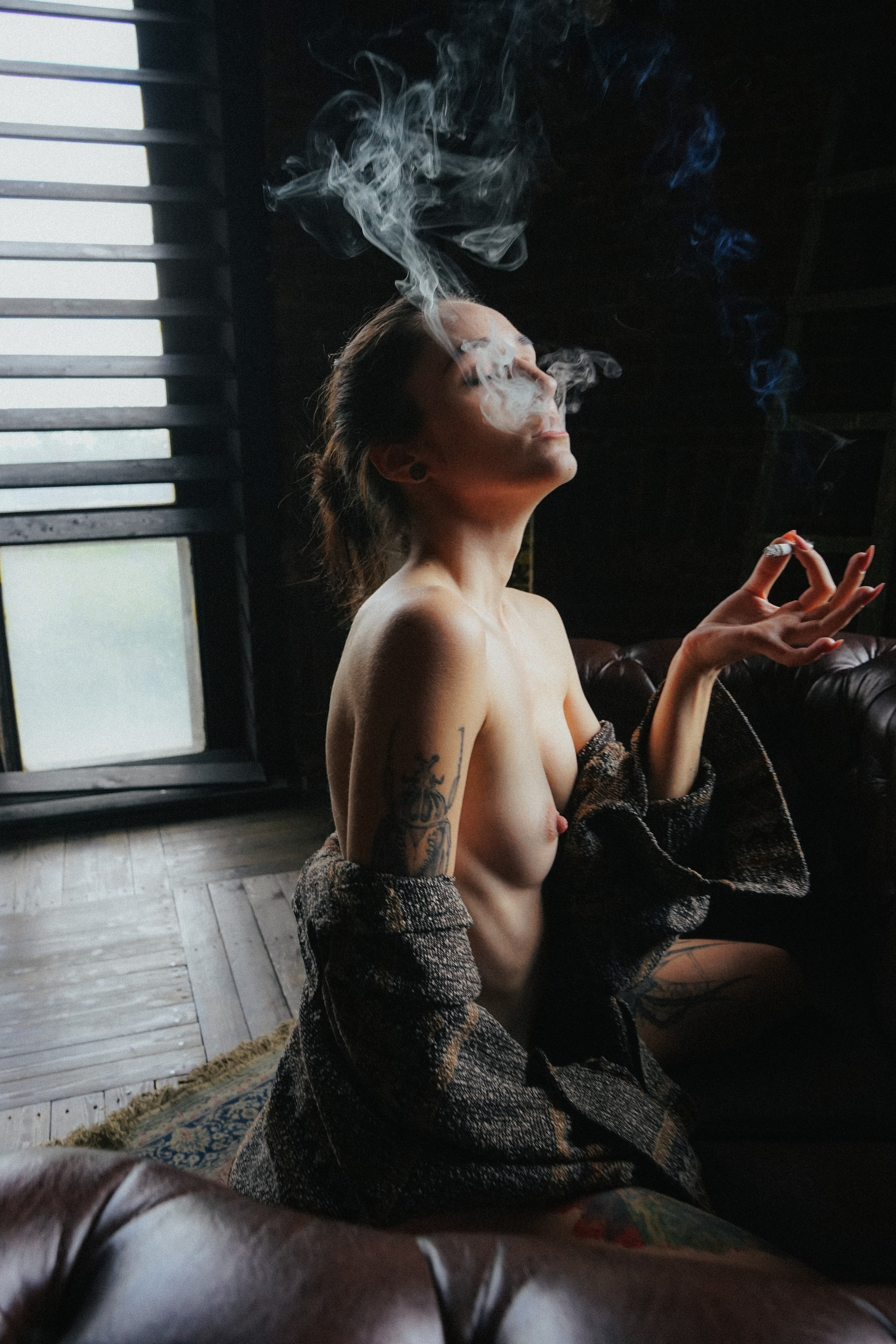 Nude Photographer Tbilisi. Photographer in Georgia UAE Russia Nekit Fox