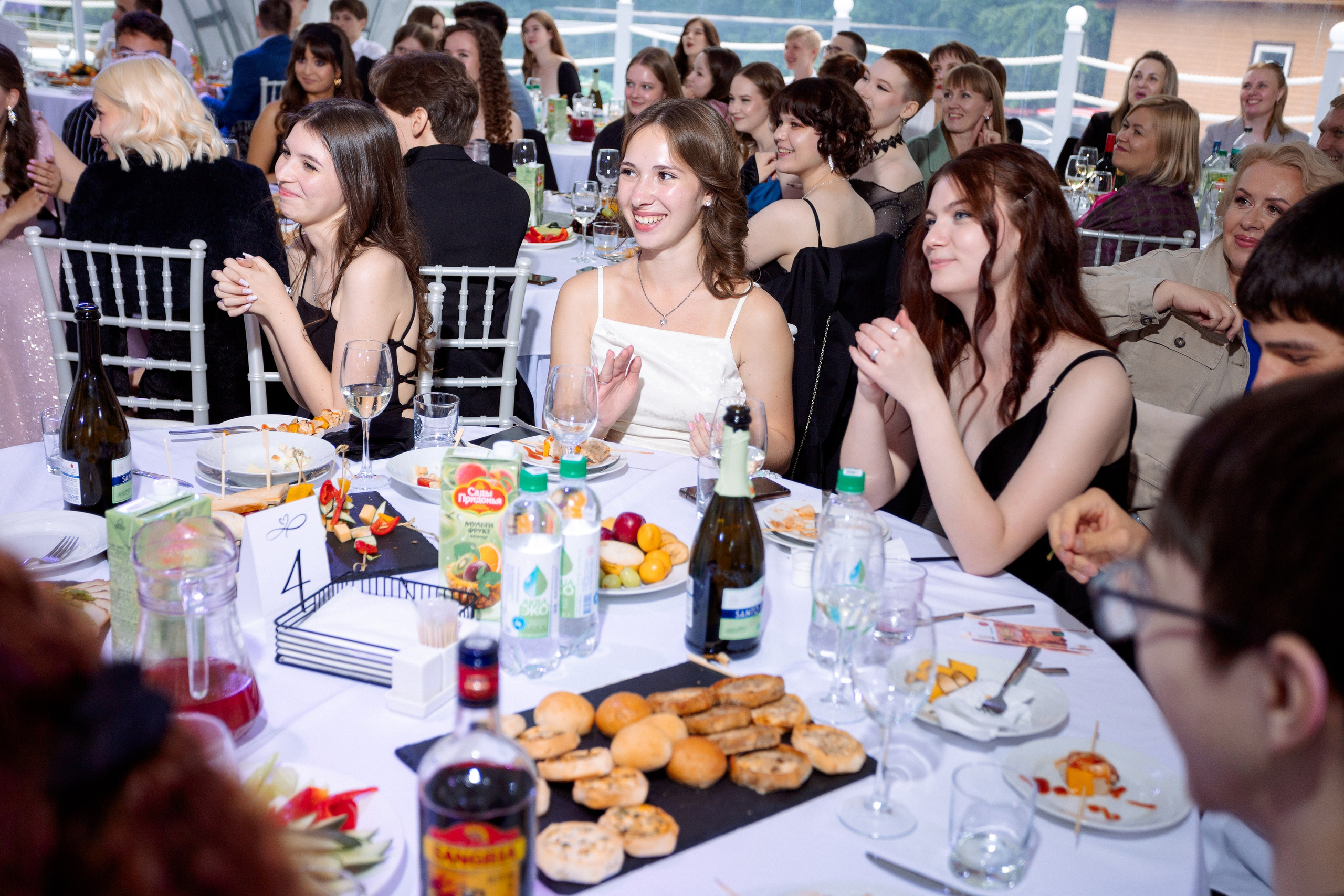 ВЫПУСКНОЙ: Волки-Липки. Все фото. Профессиональный фотограф в Ижевске Леша Петров