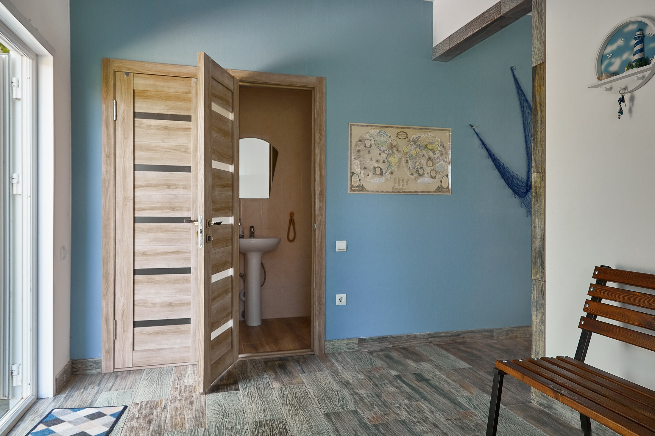 Загородный дом на озере Тосканка