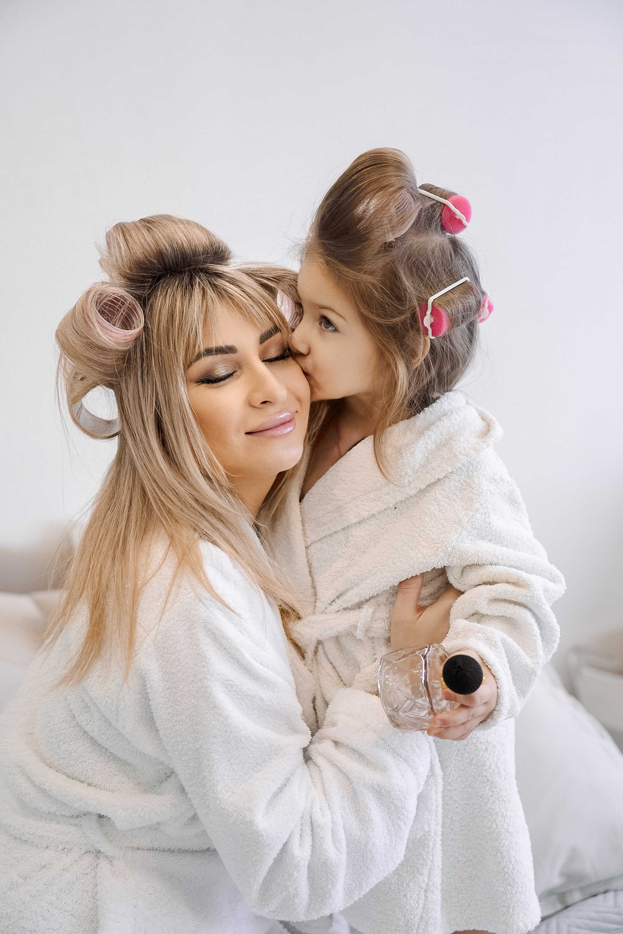 Мама с дочкой. Главная