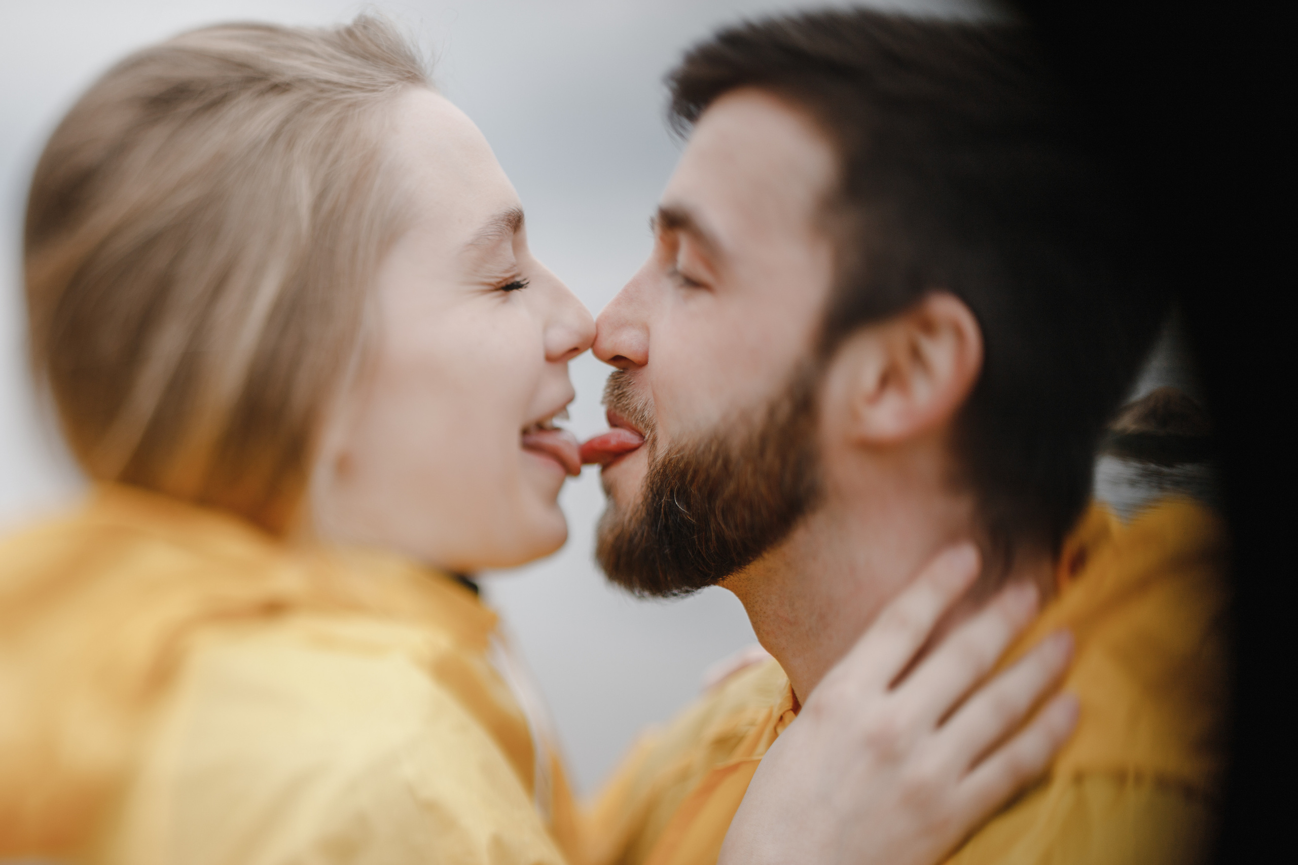 Желтки на заливе. Свадебный фотограф Санкт-Петербург