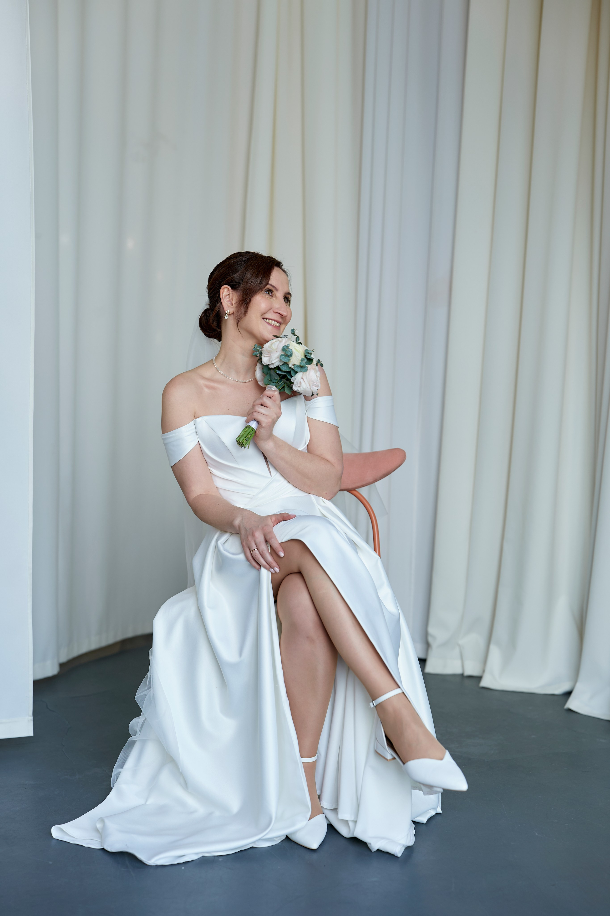 Свадебная фотосессия в студии. Семейный и женский фотограф в Москве Зоя Бучерова