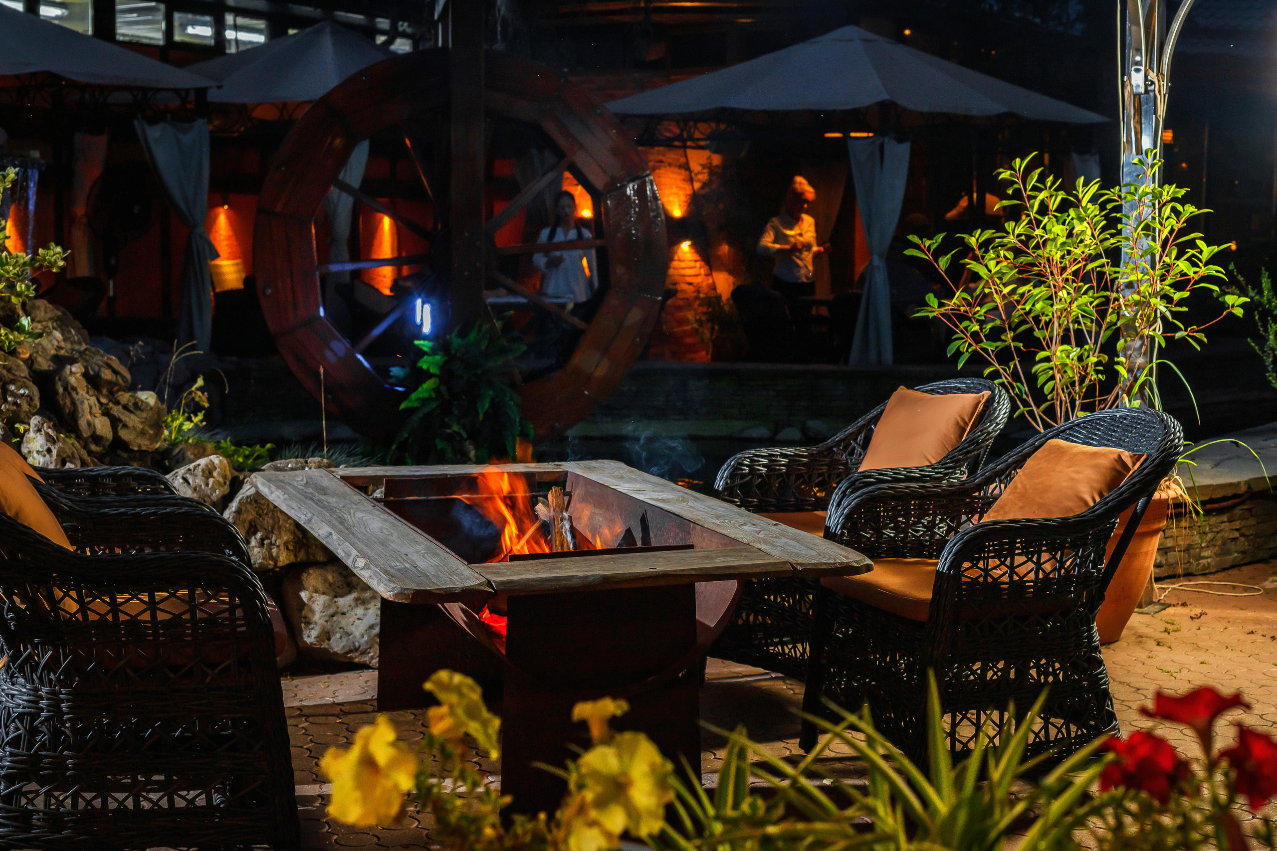 Съемка контента для социальных сетей ресторана Стейк-Хаус. Создание сайтов, SMM, производство контента | Студия «Медведь» | Услуги для бизнеса