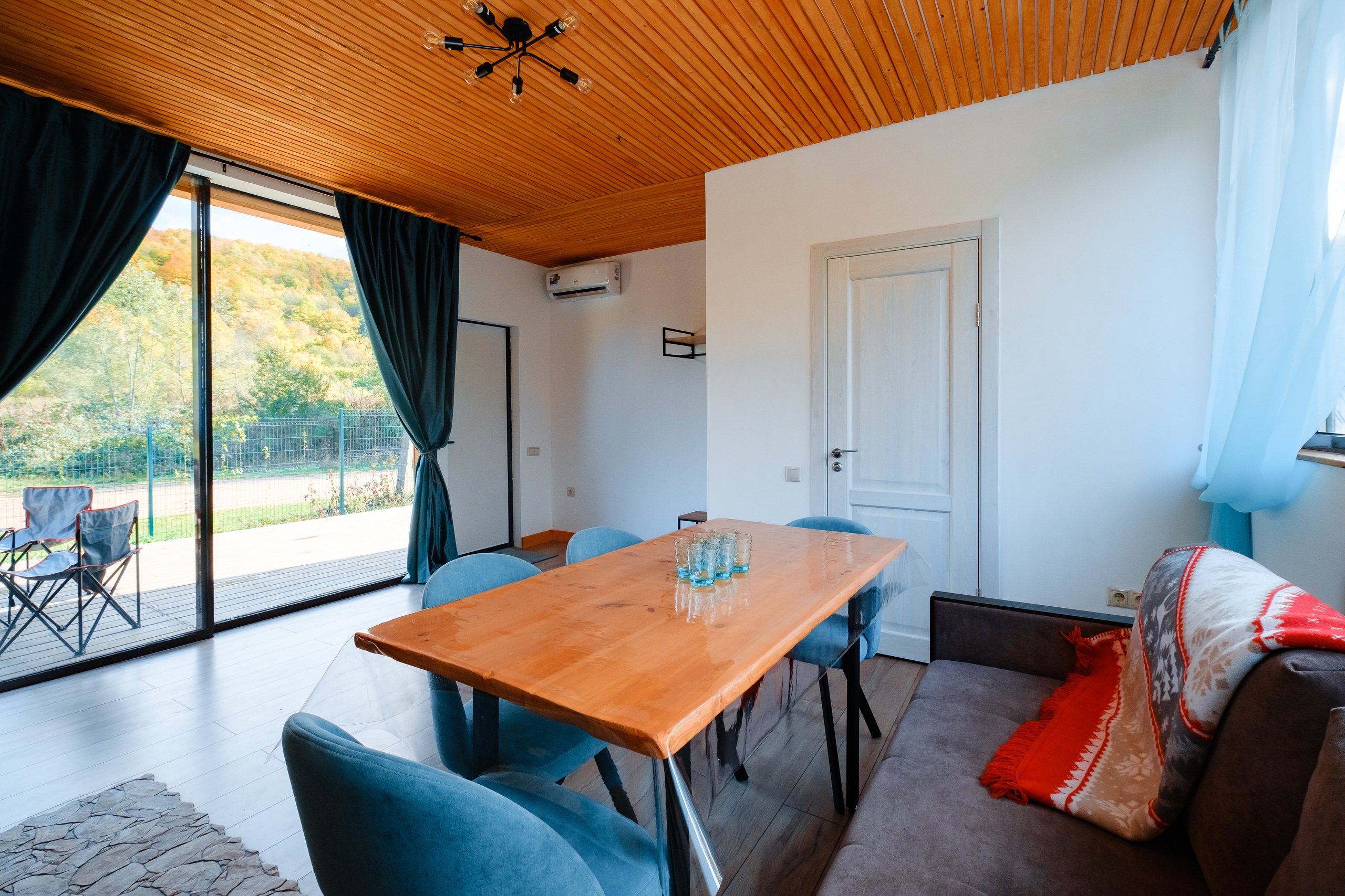 Mezmai House — съемка дома отдыха. Создание сайтов, SMM, производство контента | Студия «Медведь» | Услуги для бизнеса