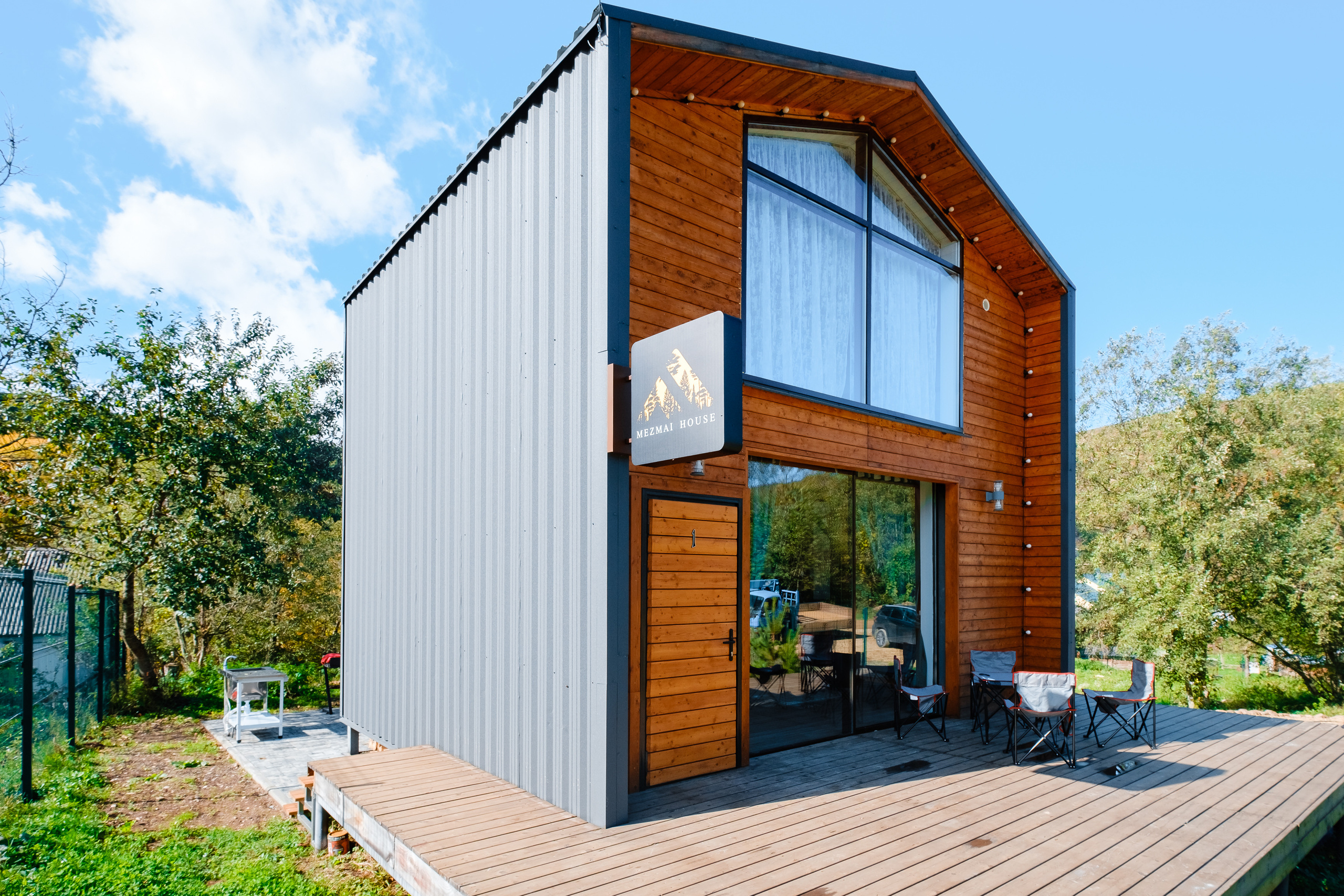 Mezmai House — съемка дома отдыха. Создание сайтов, SMM, производство контента | Студия «Медведь» | Услуги для бизнеса