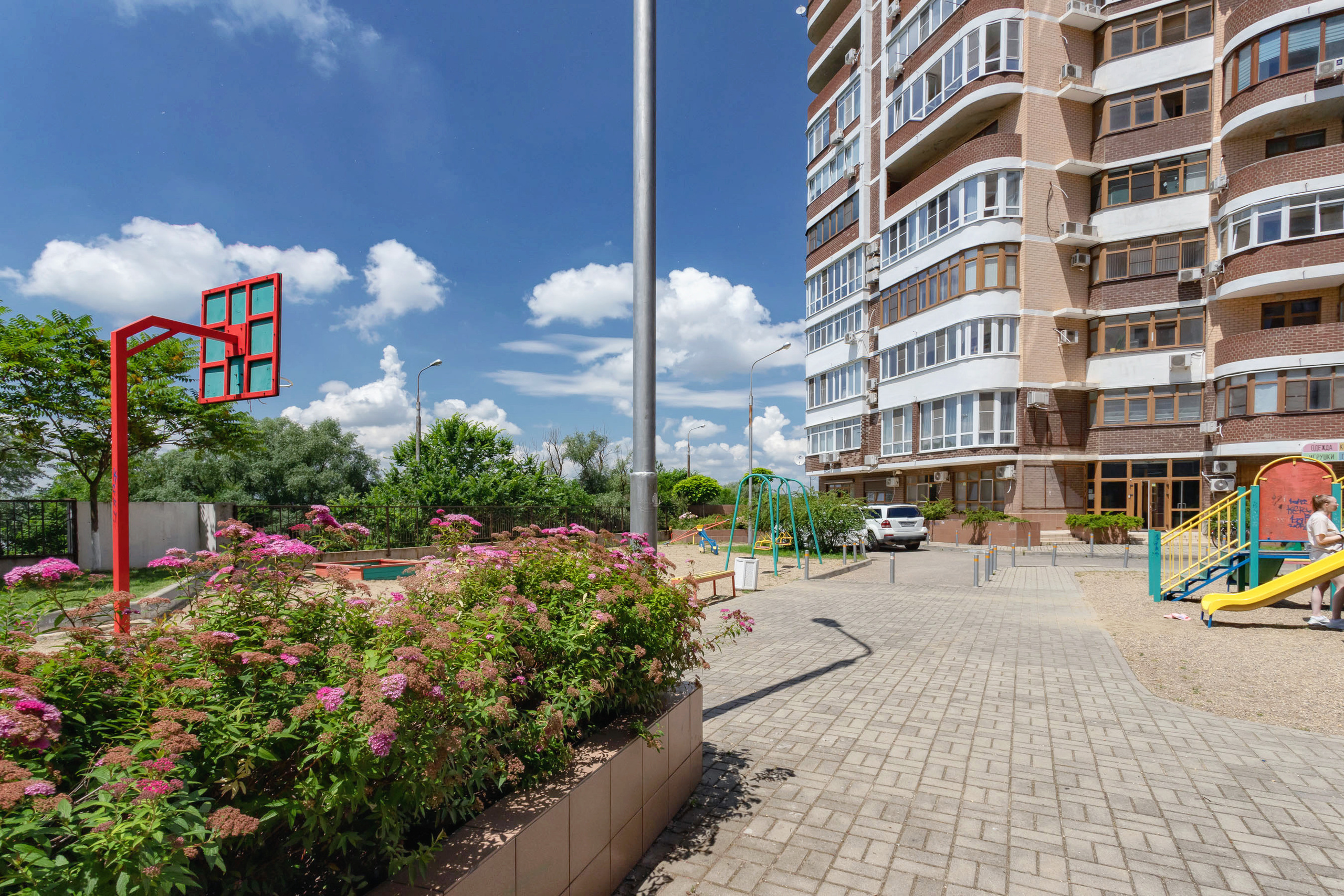 Съемка квартиры в Краснодаре на улице Клары Лучко. Создание сайтов, SMM, производство контента | Студия «Медведь» | Услуги для бизнеса