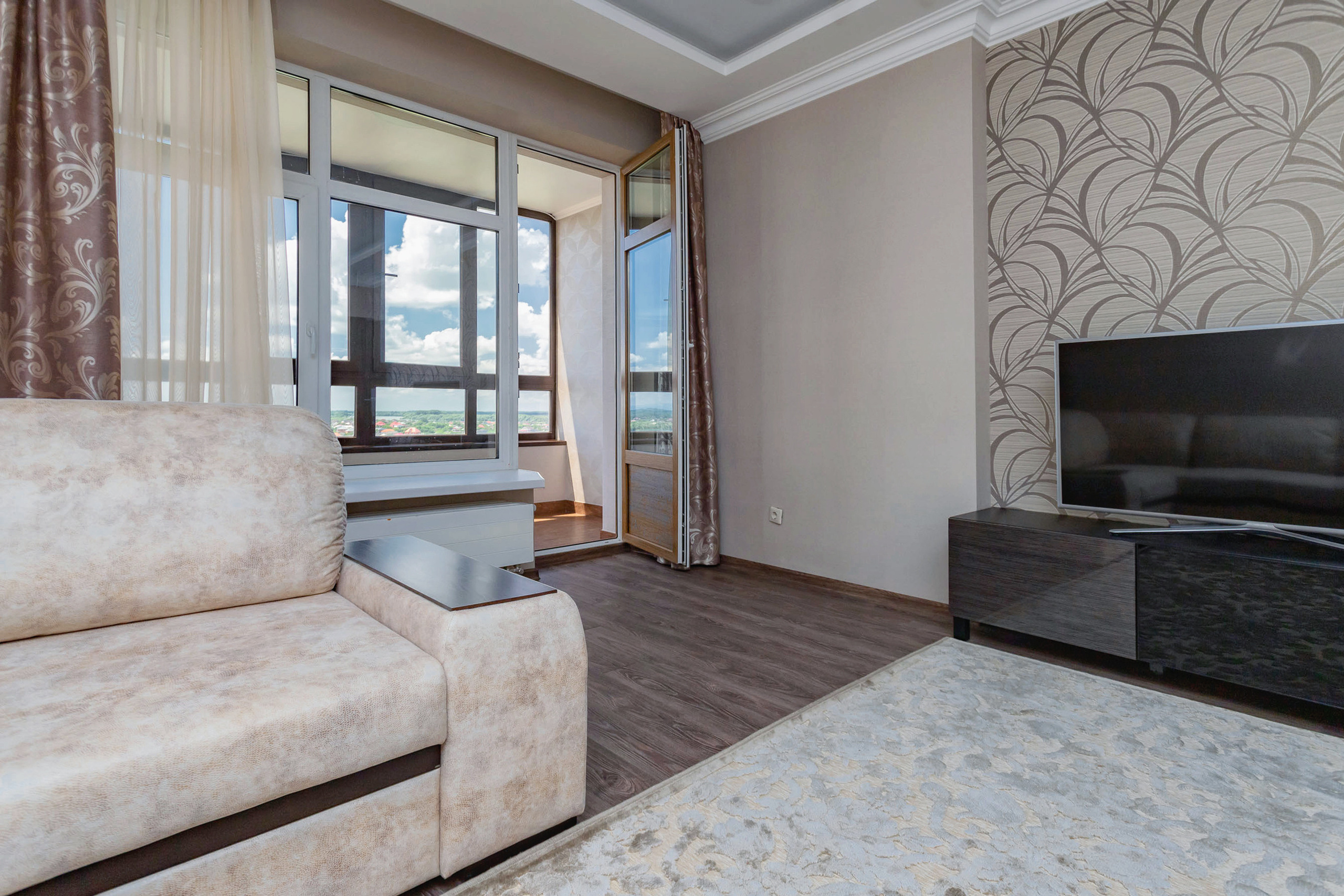 Съемка квартиры в Краснодаре на улице Клары Лучко. Создание сайтов, SMM, производство контента | Студия «Медведь» | Услуги для бизнеса