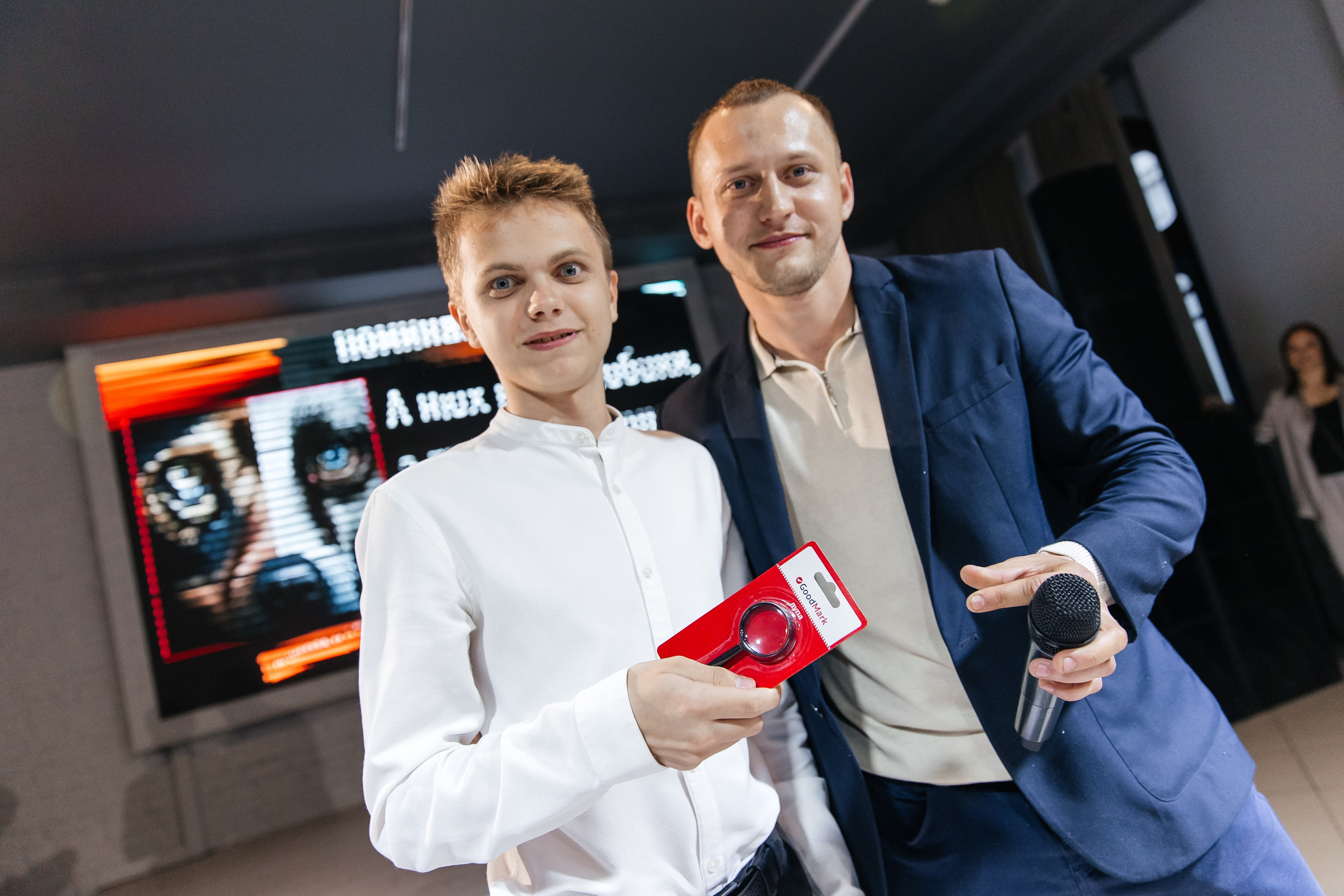 2023-06-23 Выпускной МБОУ СОШ № 10. Фотограф в Красноярске